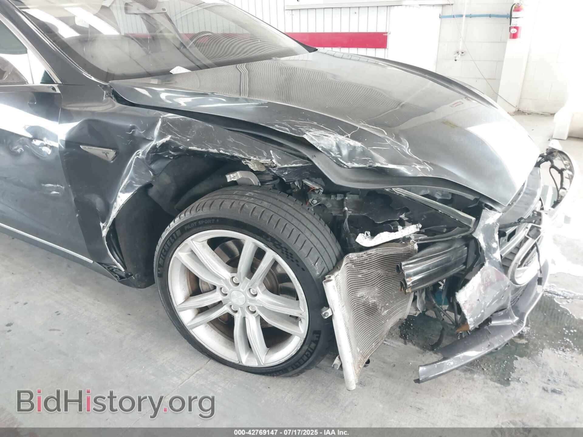 2015 TESLA MODEL S - VIN: 5YJSA1S12FF100404 - Photo 6