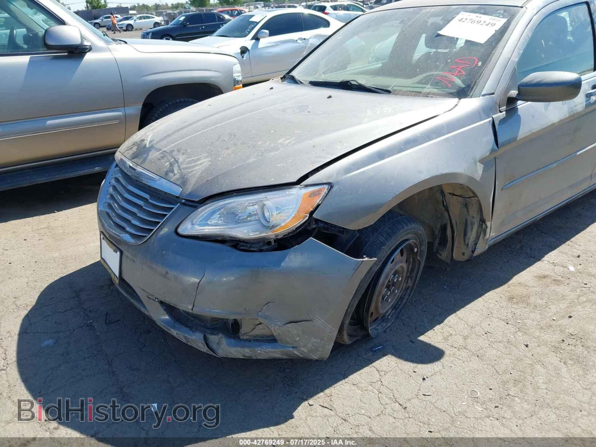 2012 CHRYSLER 200 - VIN: 1C3CCBAB6CN203700 - Фото 6