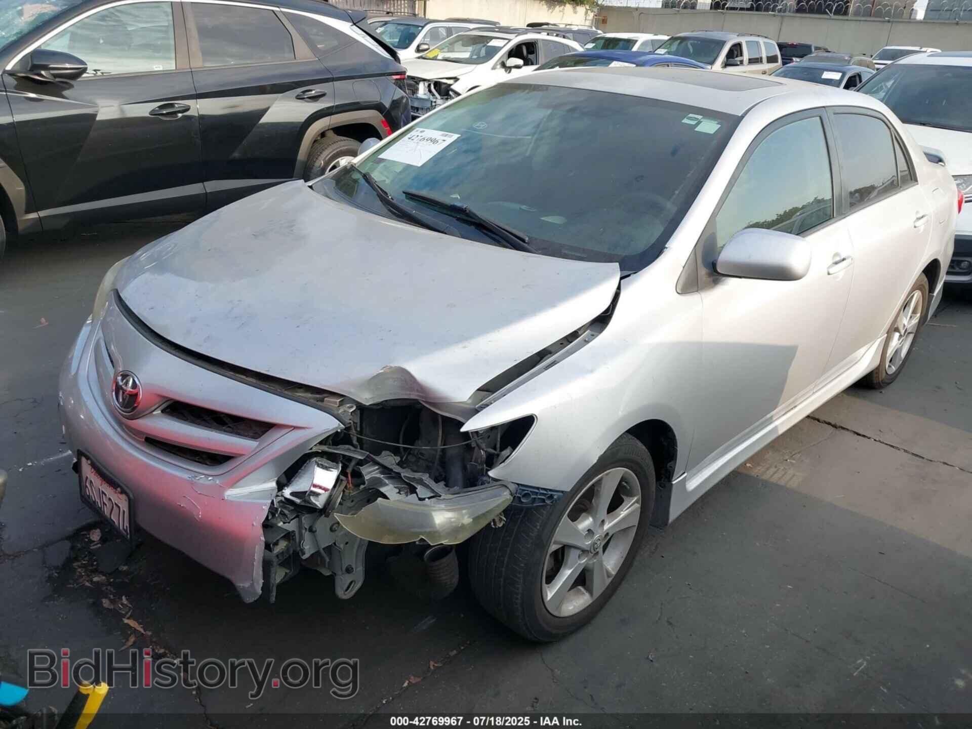 2011 TOYOTA COROLLA - VIN: 2T1BU4EE7BC586830 - Фото 2
