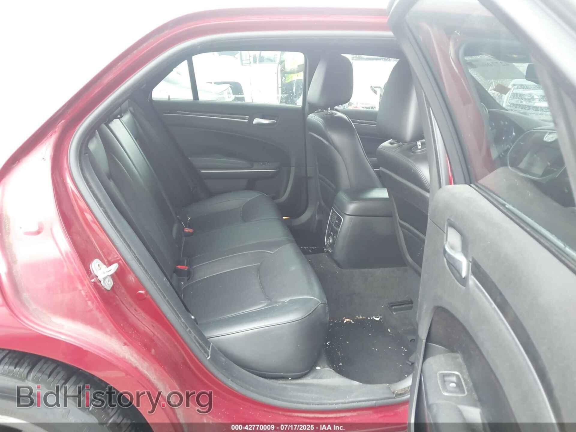 2011 CHRYSLER 300 - VIN: 2C3CA5CG4B8528191 - Фото 8