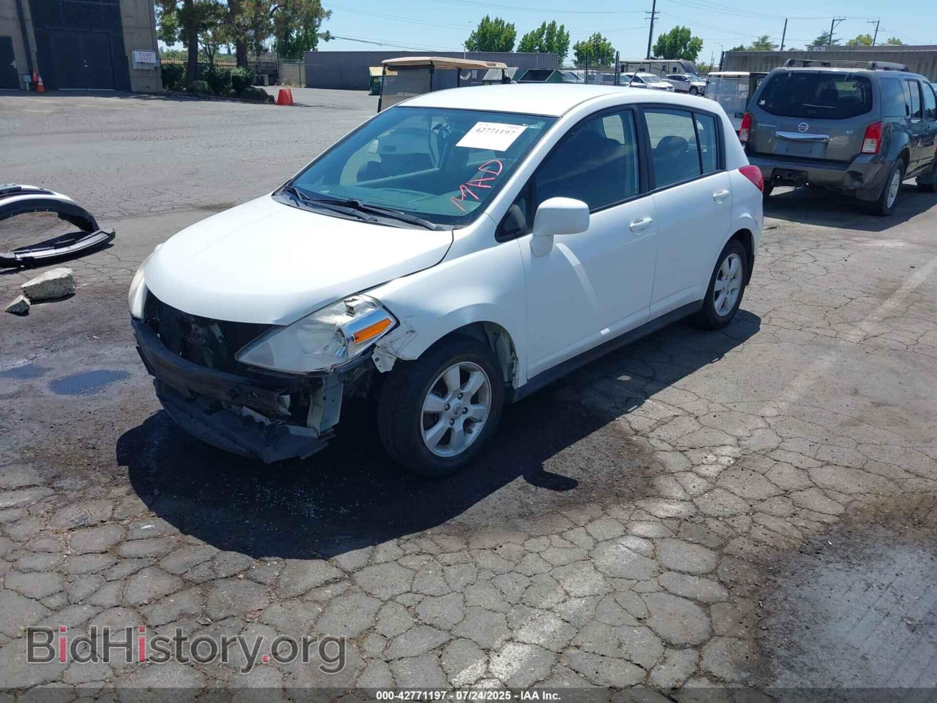 2008 NISSAN VERSA - VIN: 3N1BC13E68L355978 - Фото 2
