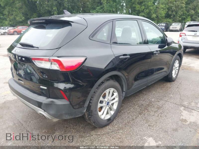 2020 Ford ESCAPE (VIN 1FMCU0F68LUA76474) — photo 4 of 18