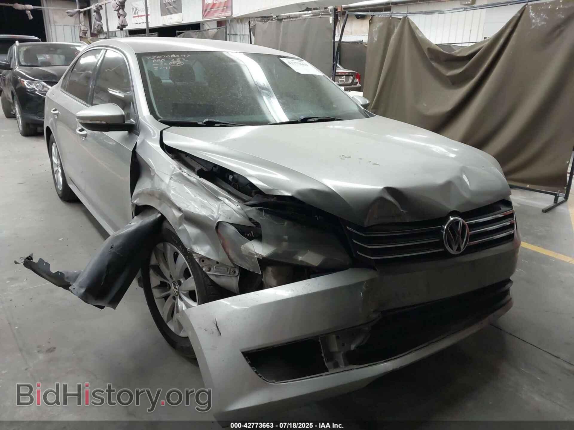 Photo 1VWAP7A37CC025141 - VOLKSWAGEN PASSAT 2012