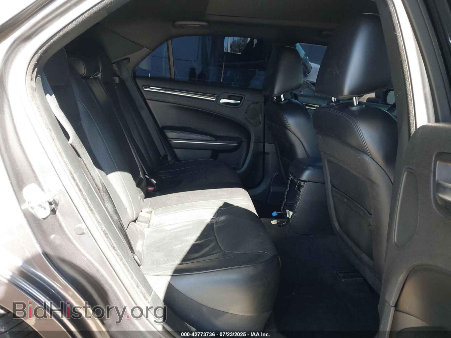 2014 CHRYSLER 300C - VIN: 2C3CCAET5EH355332 - Photo 8