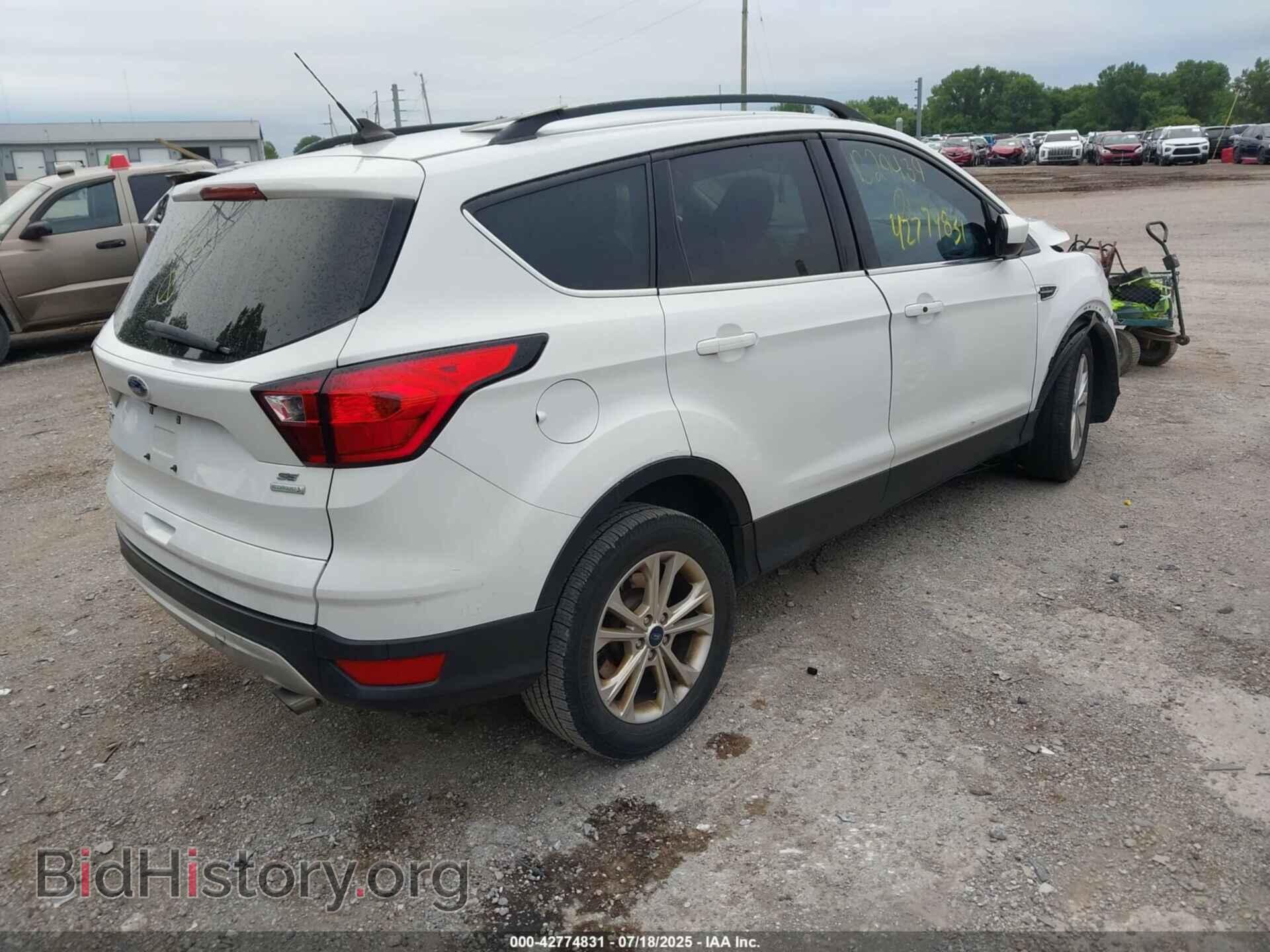 2019 FORD ESCAPE - VIN: 1FMCU0GD4KUB29439 - Фото 4