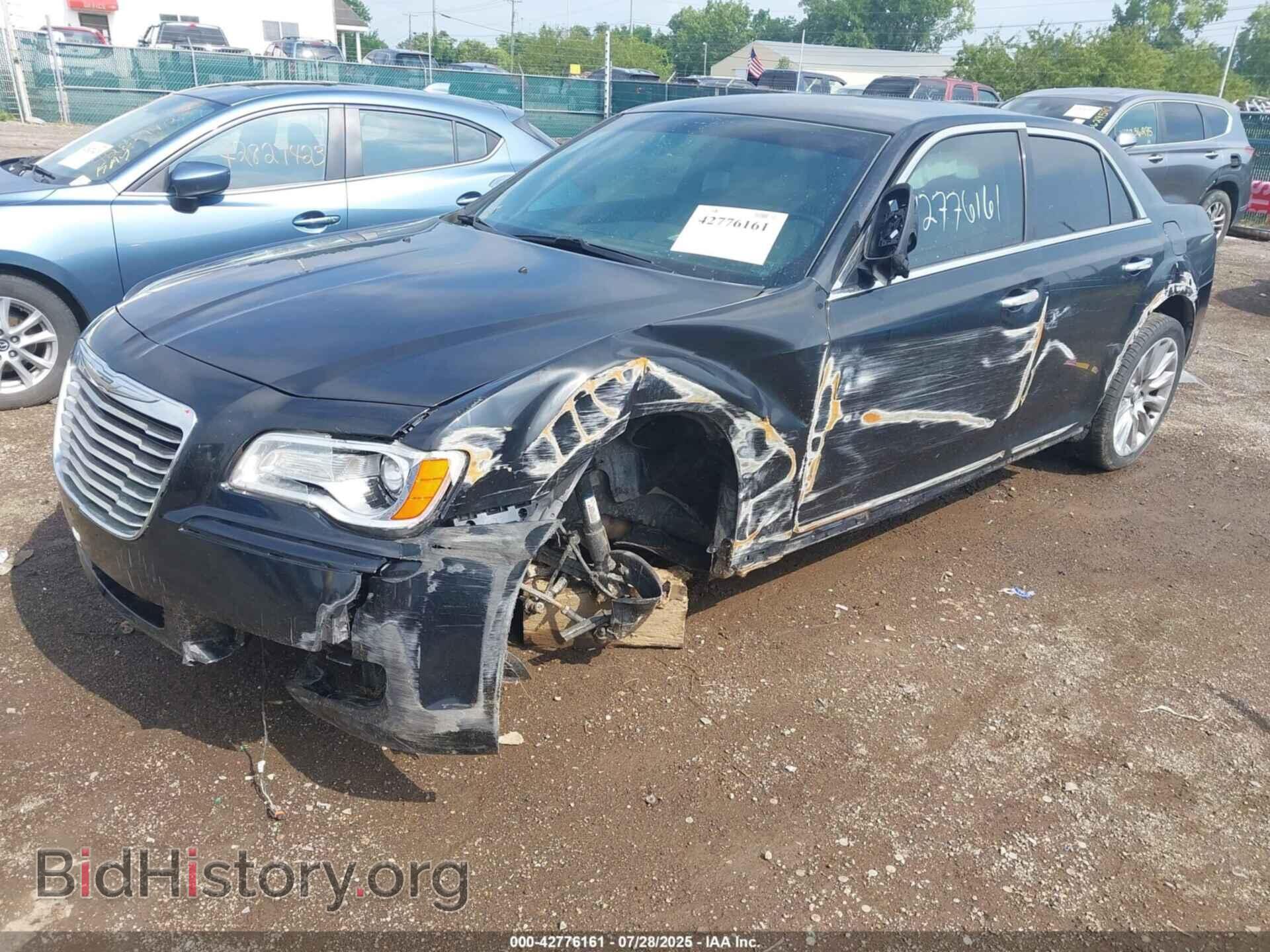 2014 CHRYSLER 300 - VIN: 2C3CCAAG9EH327767 - Фото 2