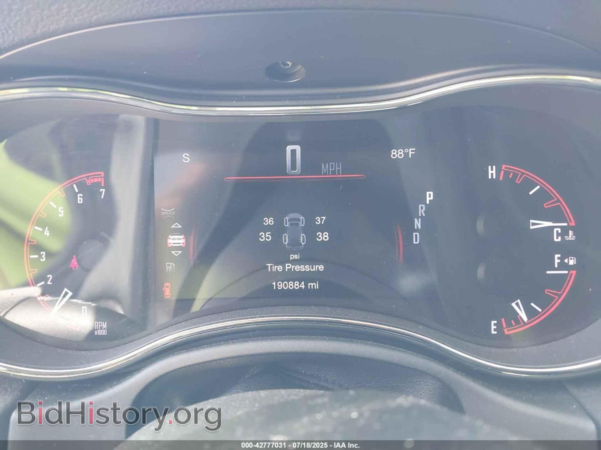 2018 DODGE DURANGO - VIN: 1C4RDHDG3JC473957 - Фото 7