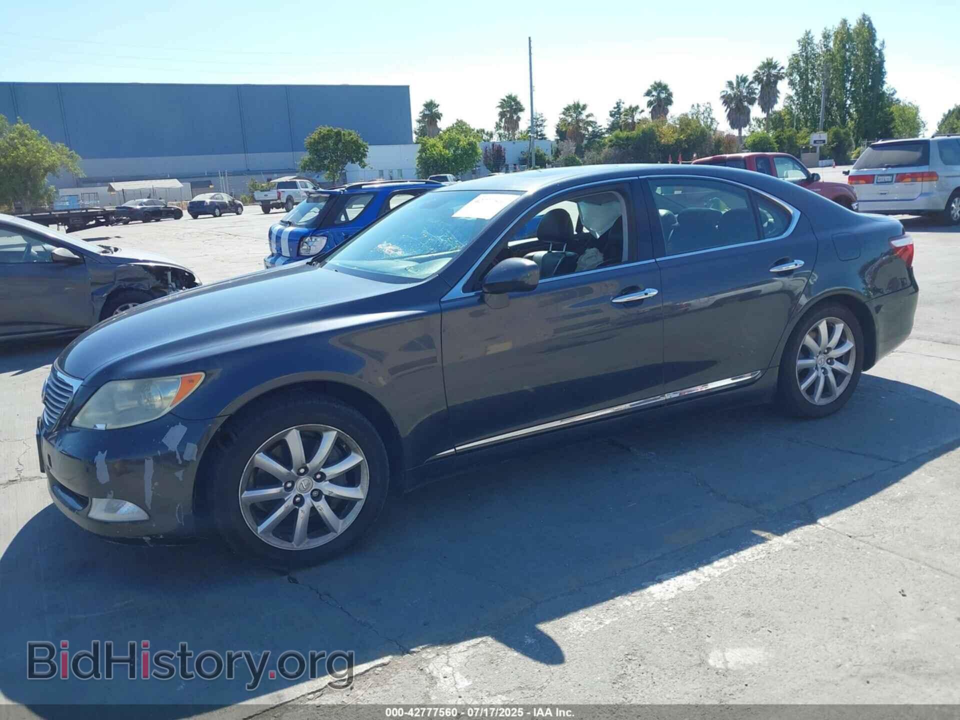 2008 LEXUS LS 460 - VIN: JTHBL46F485075185 - Photo 2