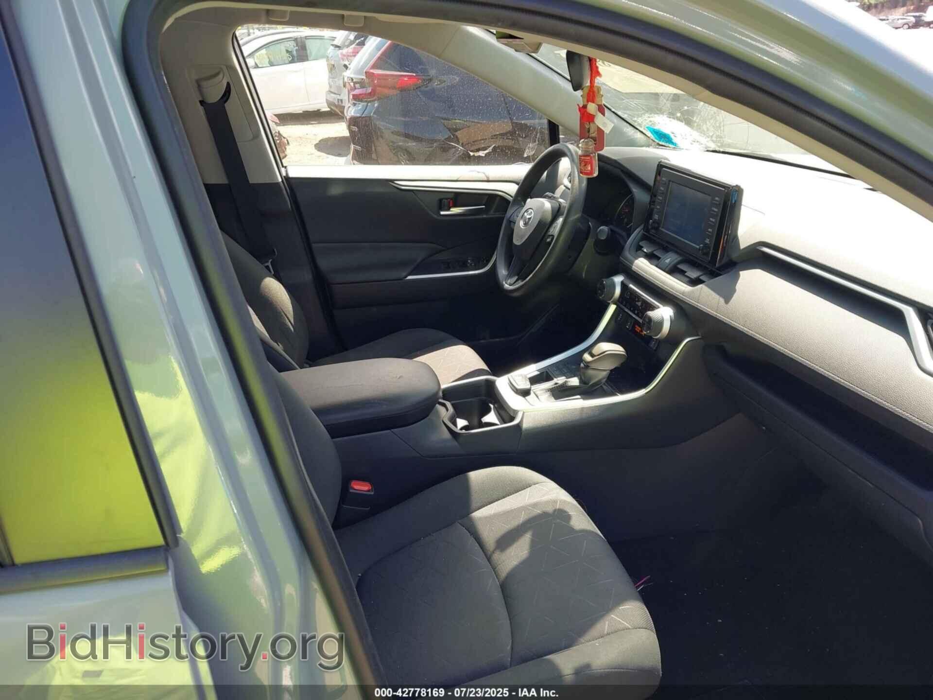 2019 TOYOTA RAV4 - VIN: JTMP1RFV8KD030054 - Фото 5