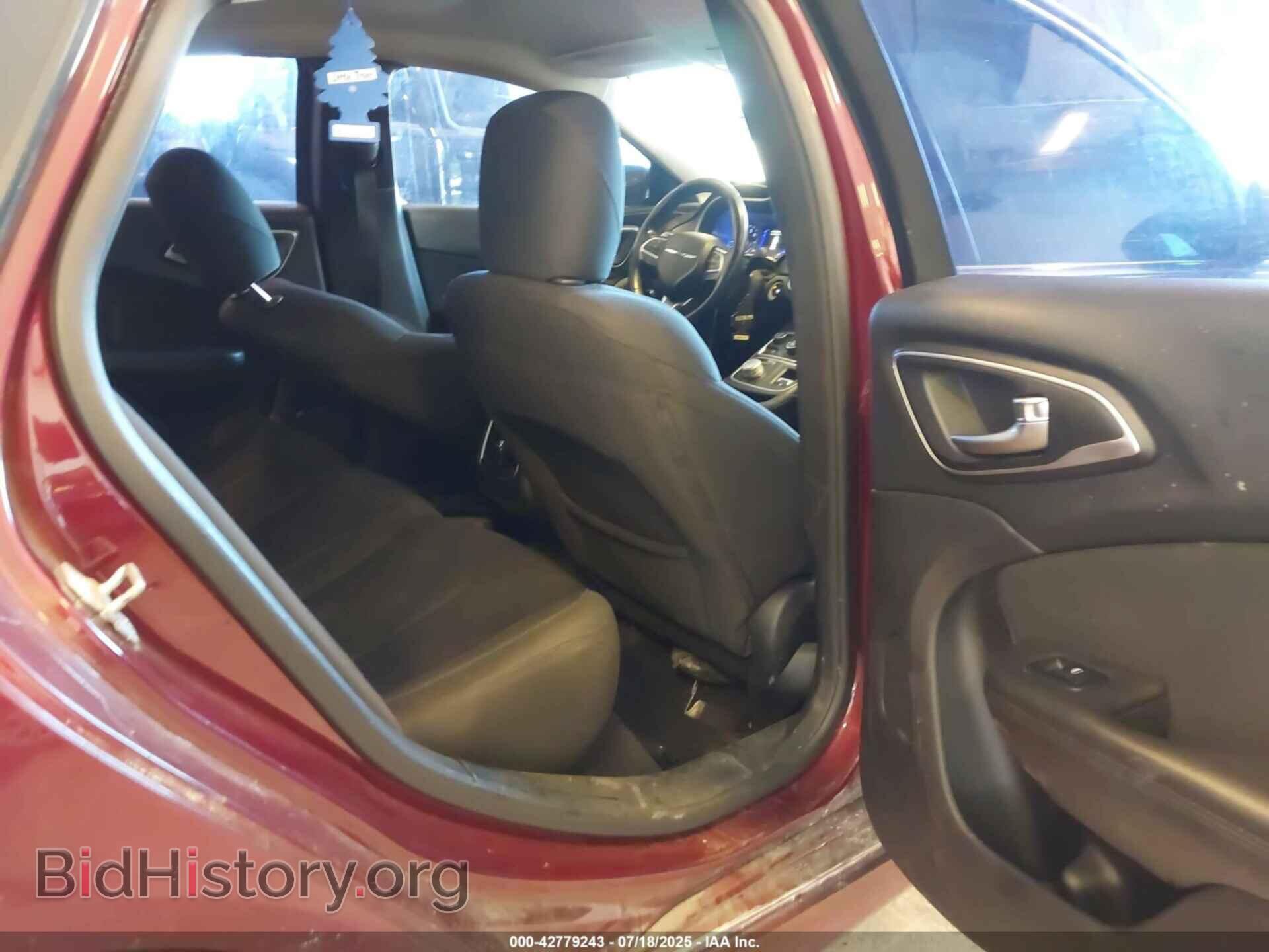 2015 CHRYSLER 200 - VIN: 1C3CCCAB3FN535099 - Фото 8