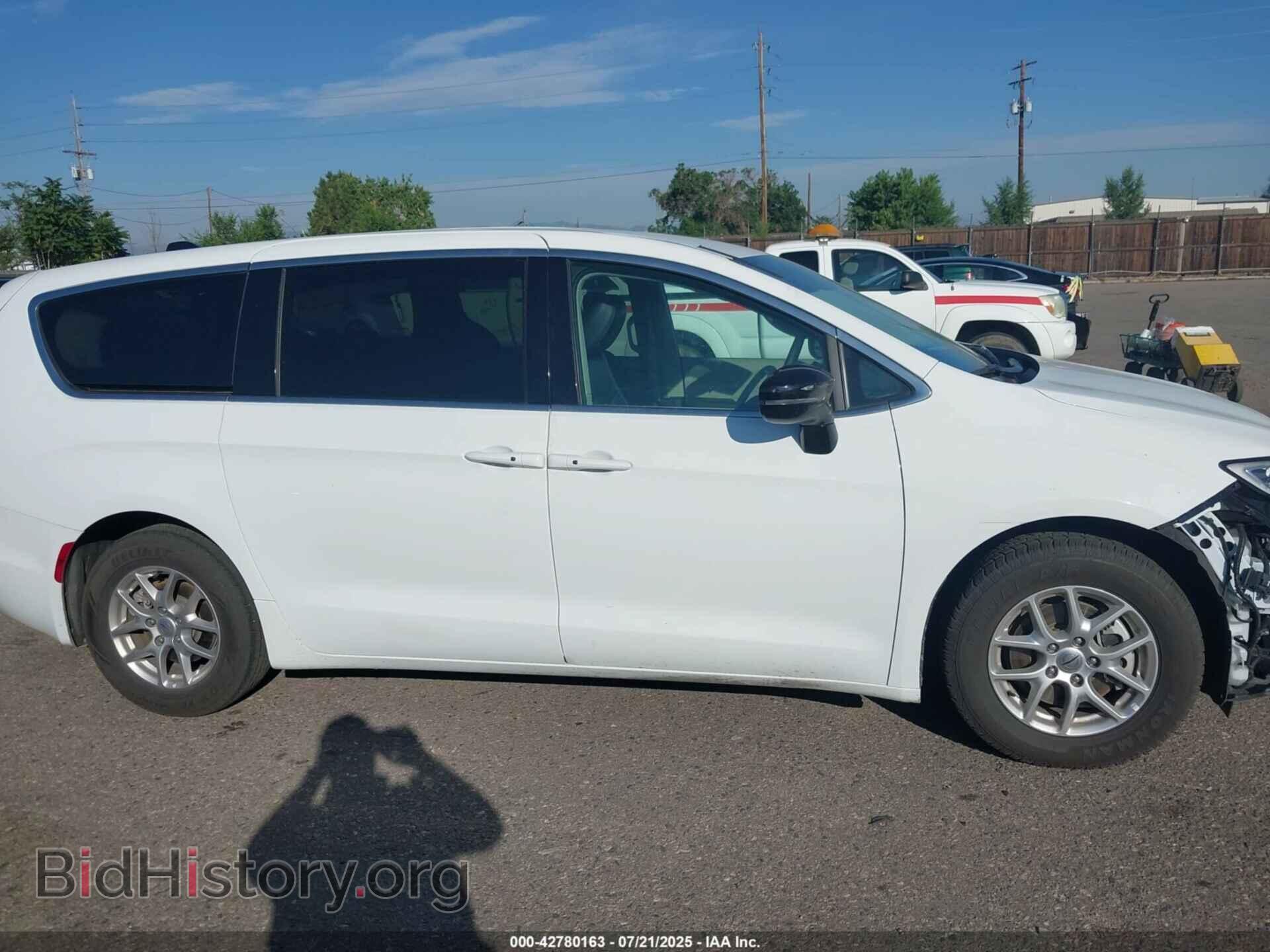 2024 CHRYSLER PACIFICA - VIN: 2C4RC1BGXRR152255 - Фото 13