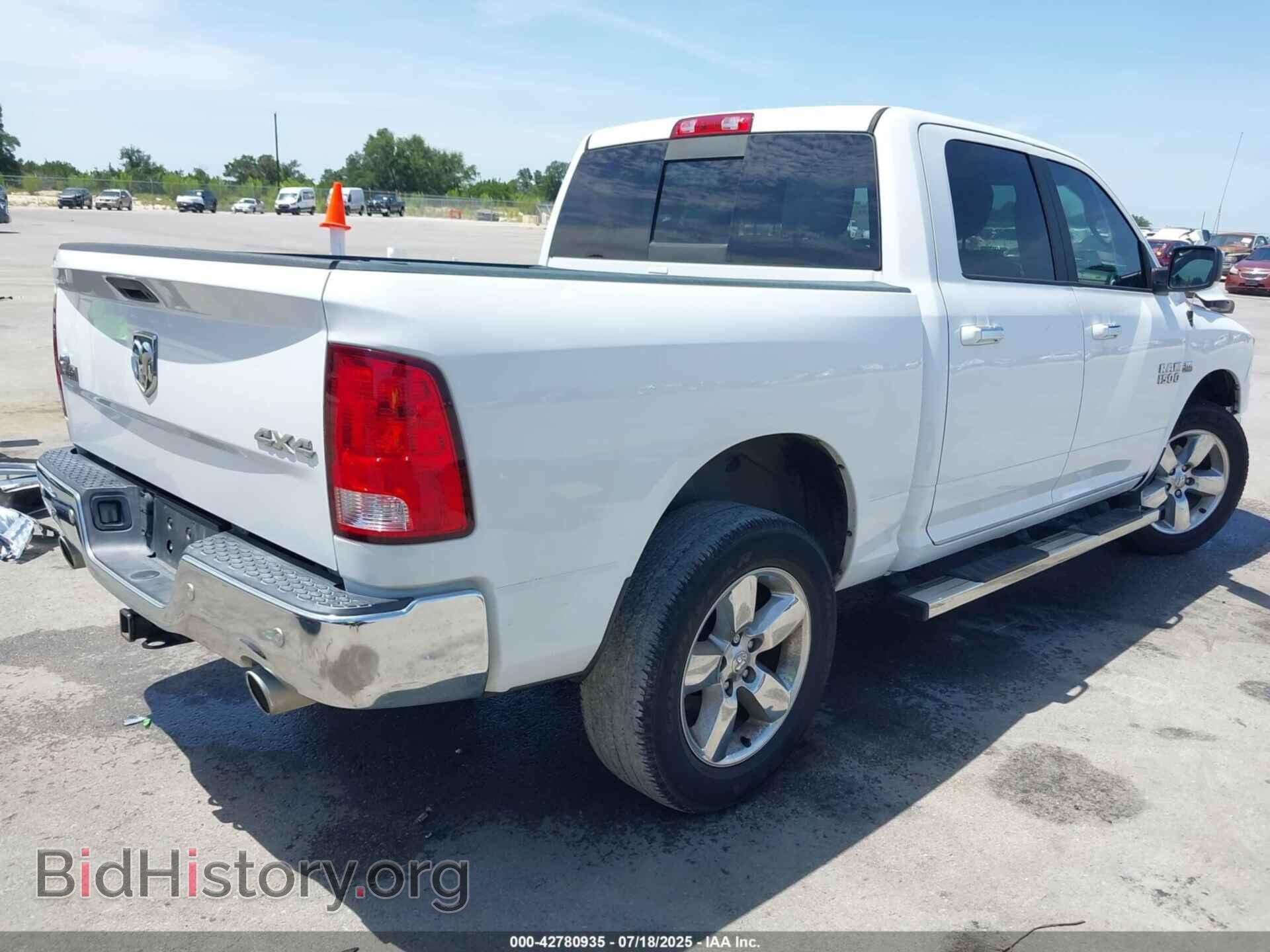 2018 RAM 1500 - VIN: 3C6RR7LT4JG123784 - Фото 4