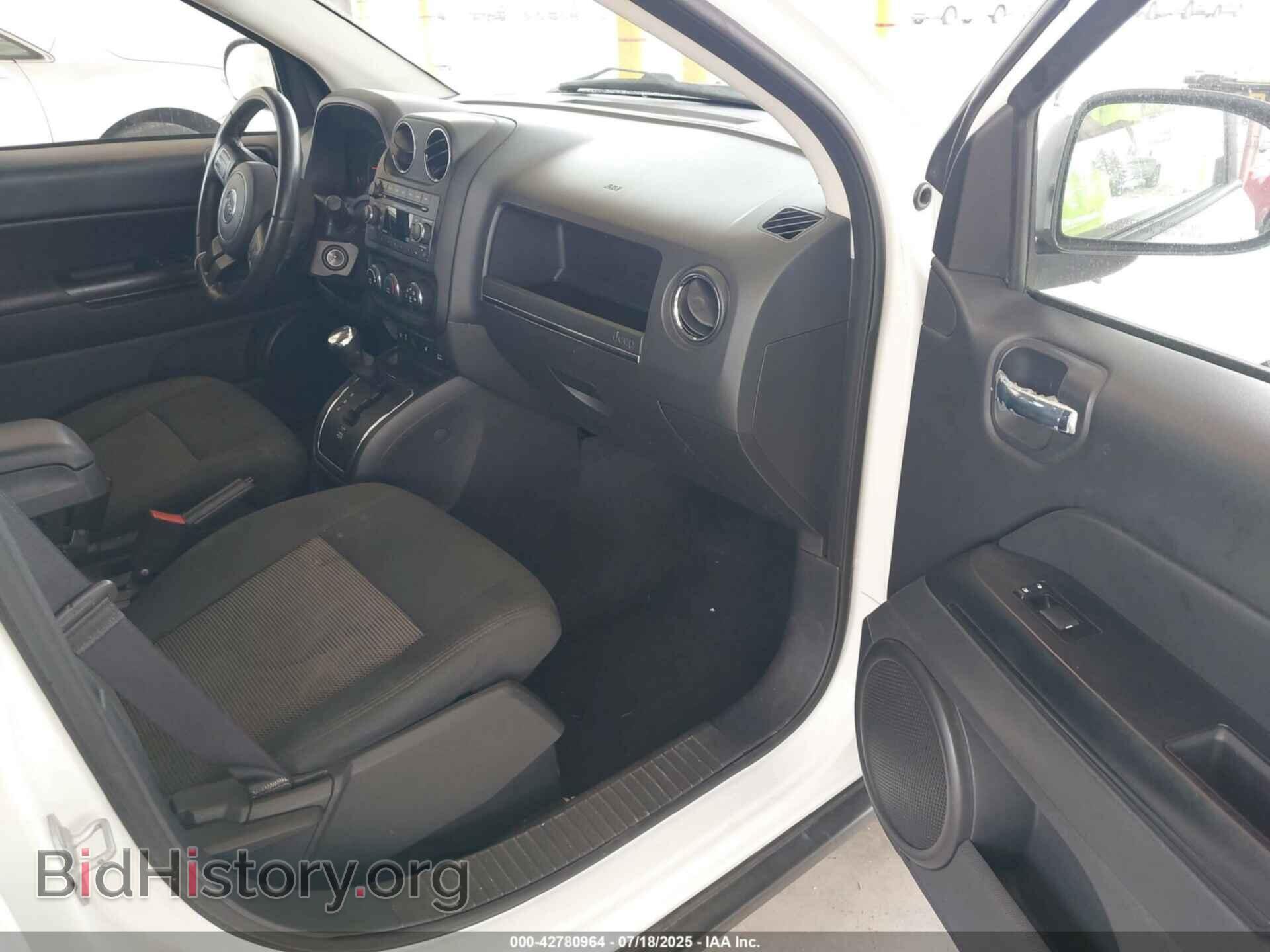 2012 JEEP COMPASS - VIN: 1C4NJCEA5CD719327 - Photo 5