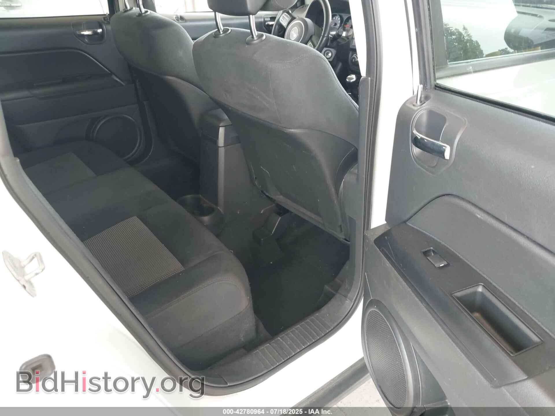 2012 JEEP COMPASS - VIN: 1C4NJCEA5CD719327 - Photo 8