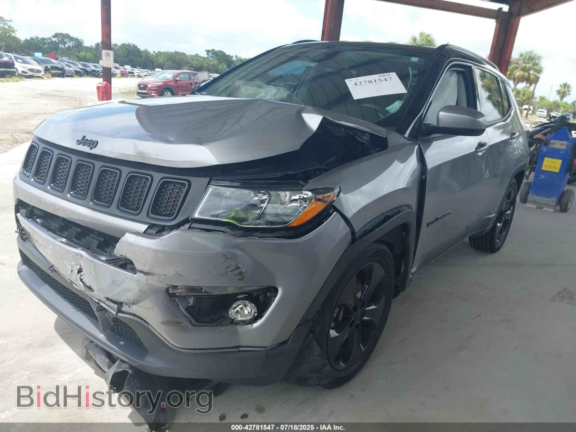 2020 JEEP COMPASS - VIN: 3C4NJCBB0LT170000 - Фото 2