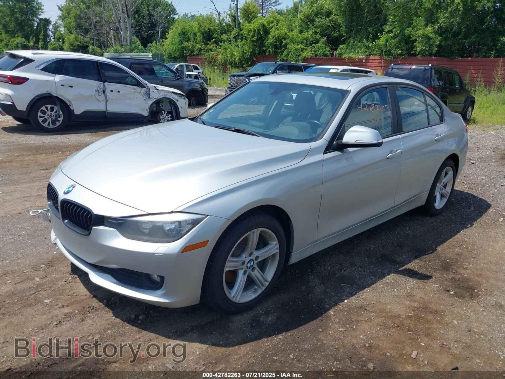 2014 BMW 320I - VIN: WBA3C3C56EF985662 - Фото 2