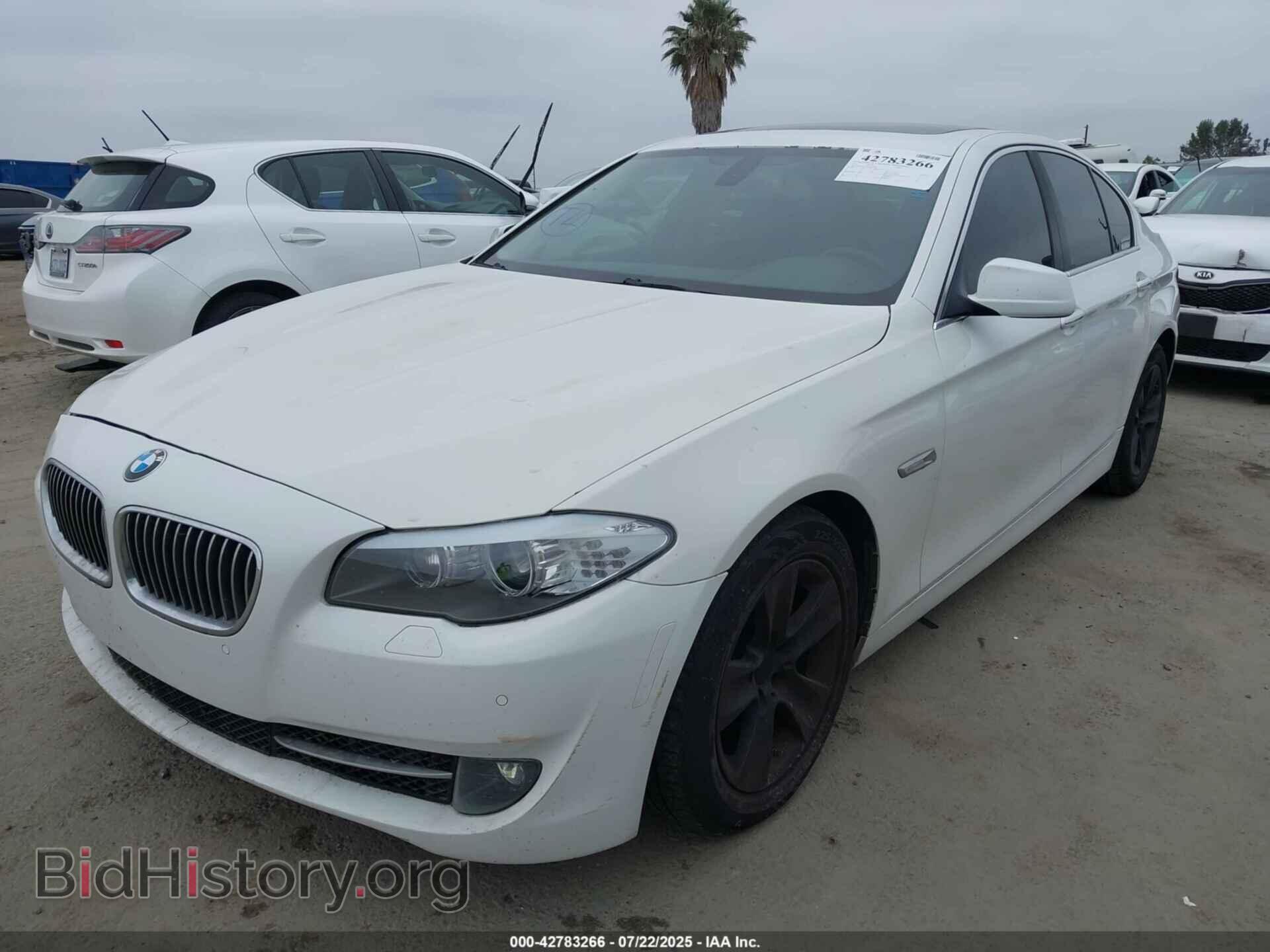 2012 BMW 528I - VIN: WBAXG5C55CDX04512 - Фото 2