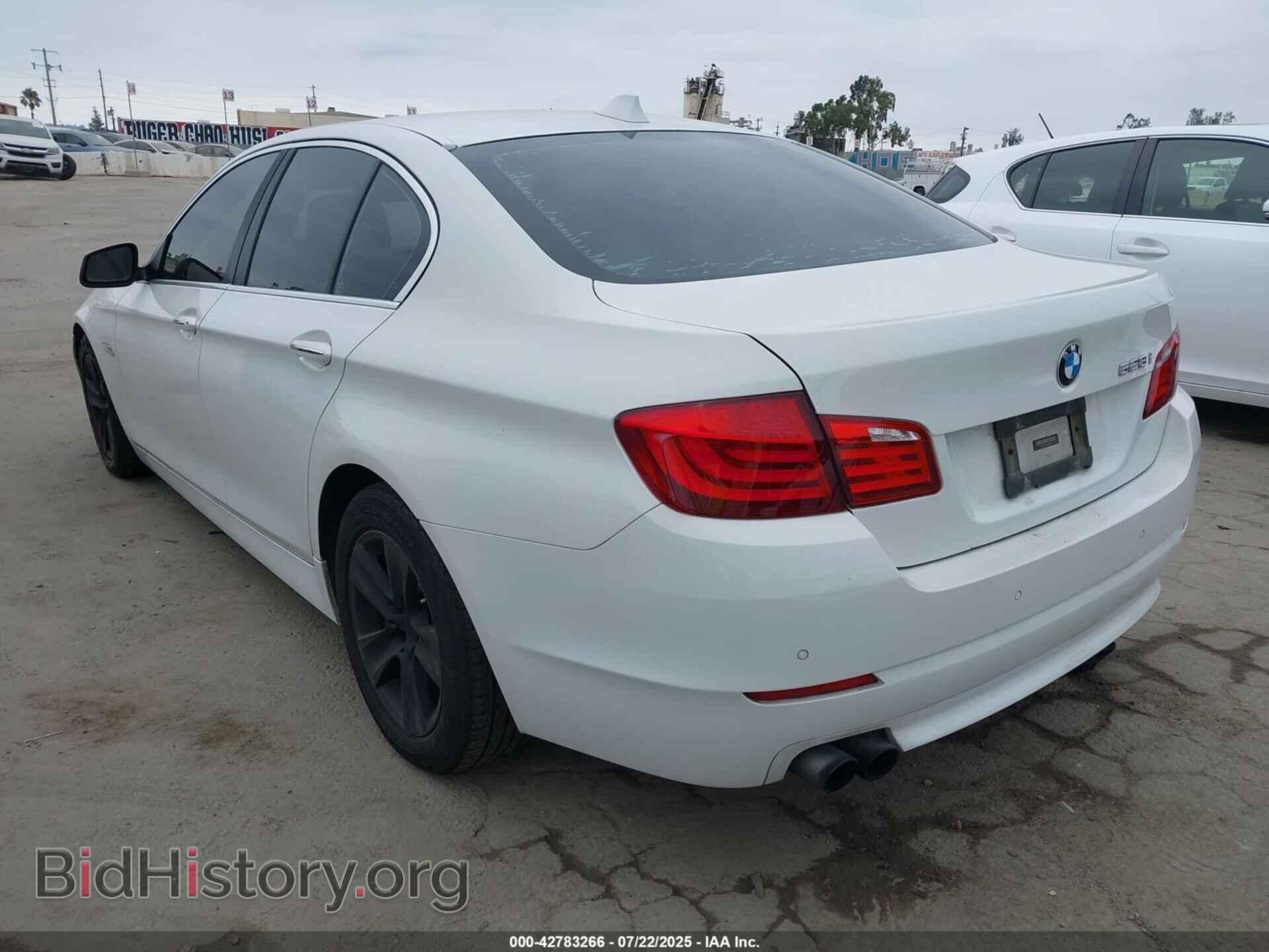2012 BMW 528I - VIN: WBAXG5C55CDX04512 - Фото 3
