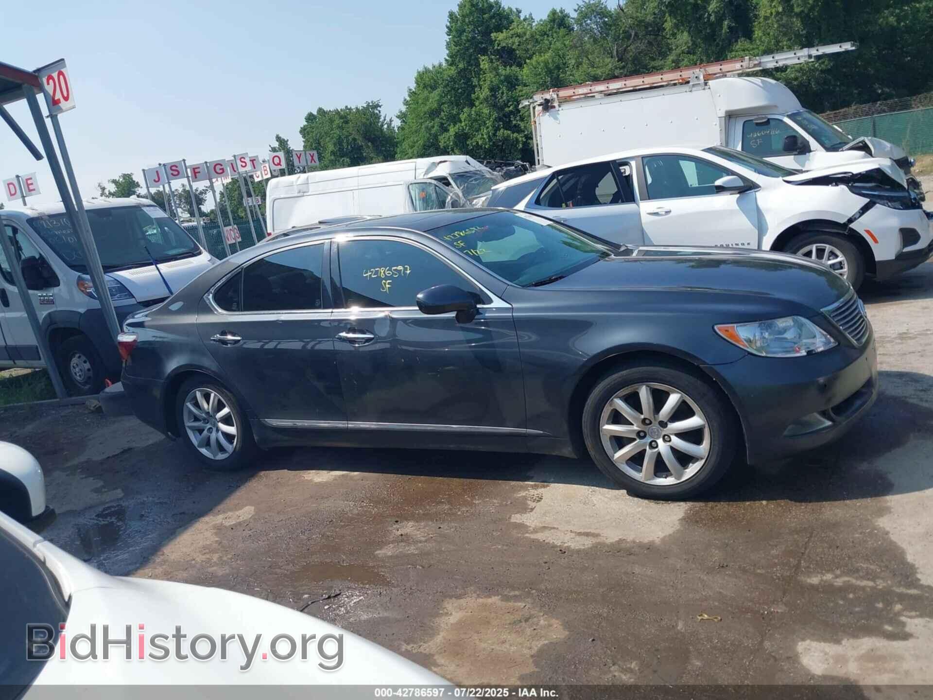 2007 LEXUS LS 460 - VIN: JTHBL46F575043666 - Фото 13