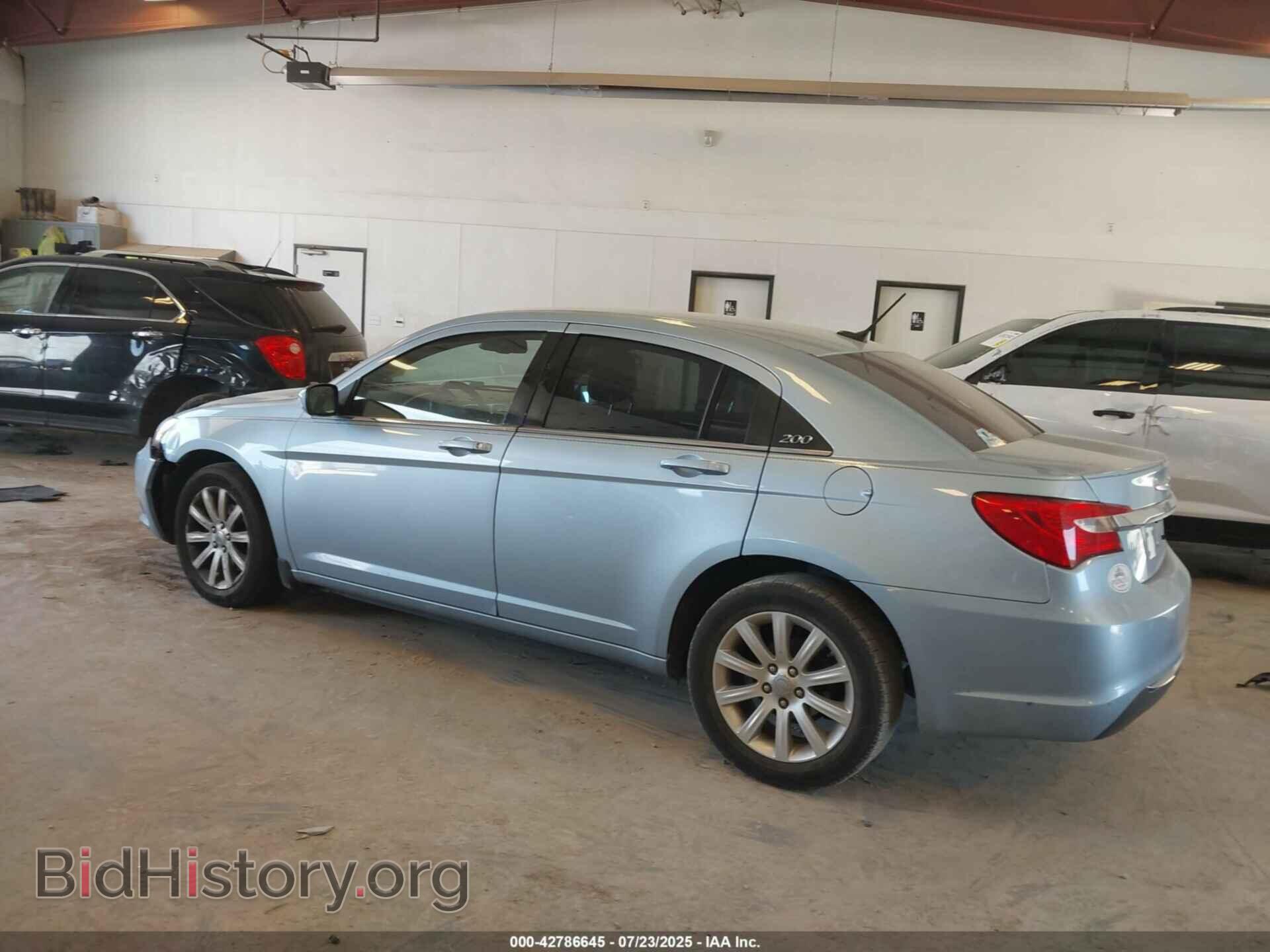 2013 CHRYSLER 200 - VIN: 1C3CCBBB2DN546293 - Photo 3