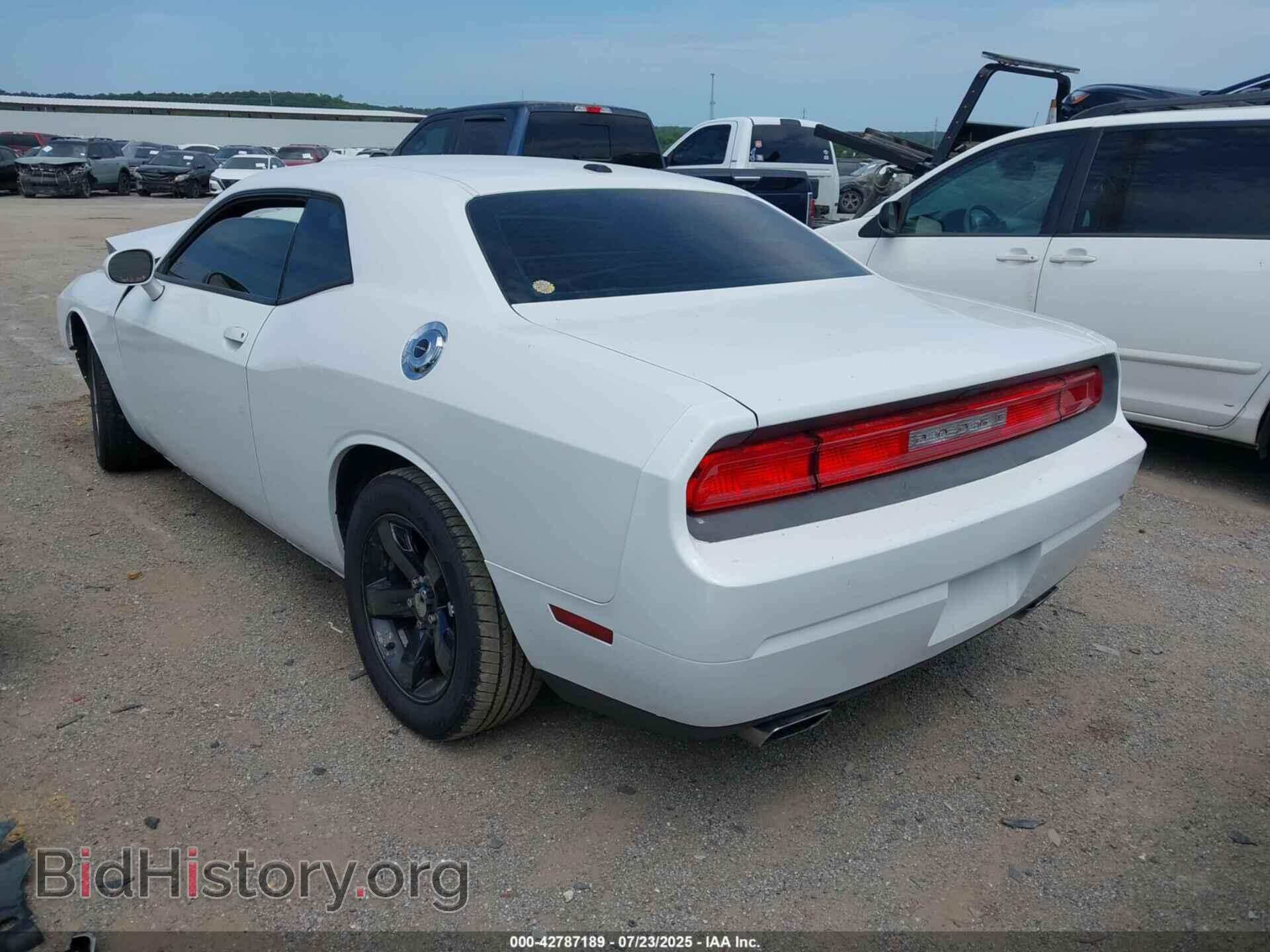2014 DODGE CHALLENGER - VIN: 2C3CDYAG8EH101824 - Фото 3