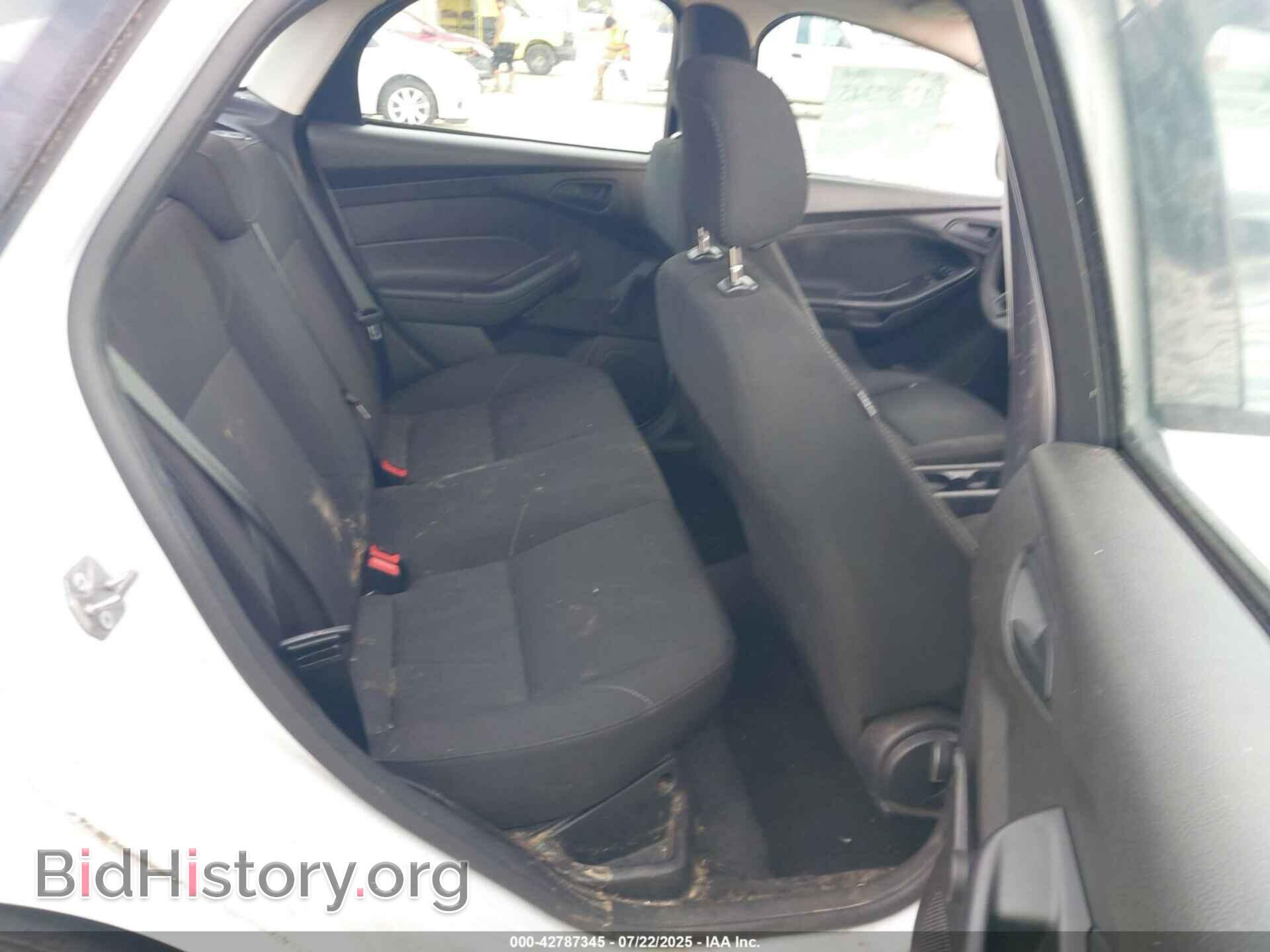 2016 FORD FOCUS - VIN: 1FADP3E27GL371115 - Фото 8