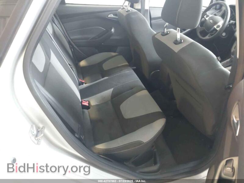 2012 Ford FOCUS (VIN 1FAHP3F25CL224401) — фото 8 из 11