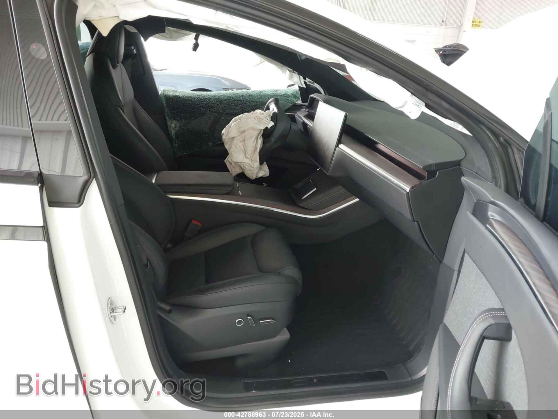 2024 TESLA MODEL X - VIN: 7SAXCAE5XRF438686 - Photo 5
