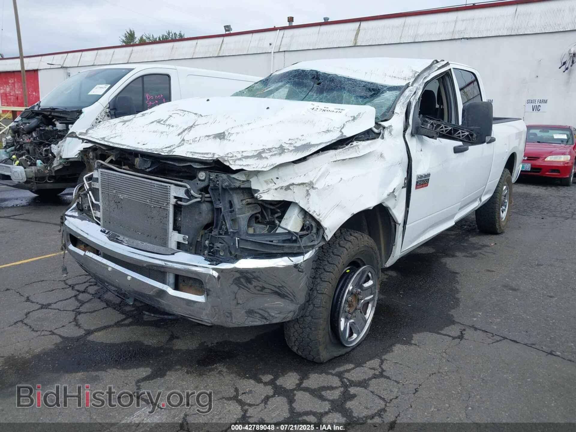 2012 RAM 2500 - VIN: 3C6UD5CLXCG301892 - Фото 2
