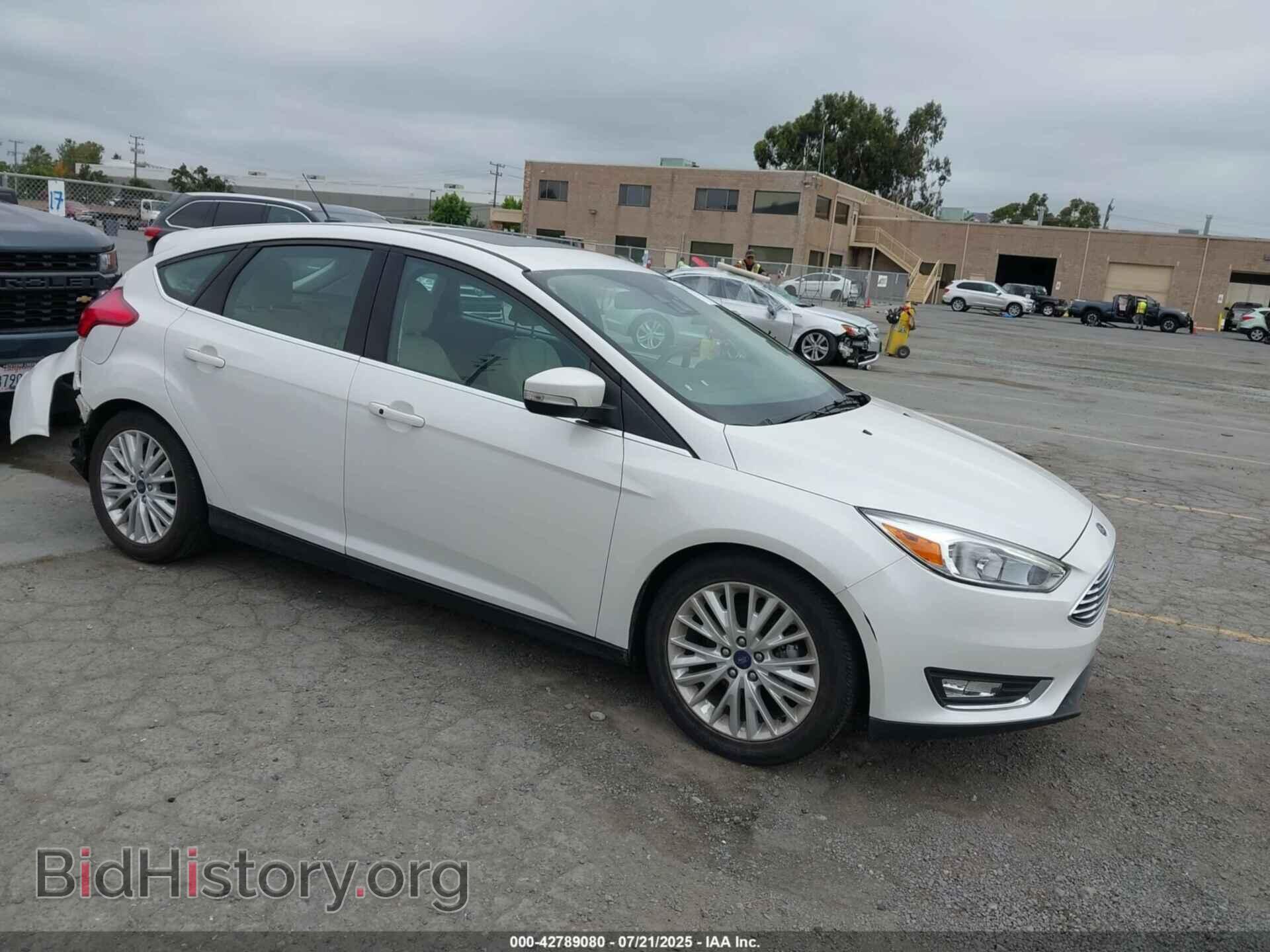 Photo 1FADP3N26HL308587 - FORD FOCUS 2017