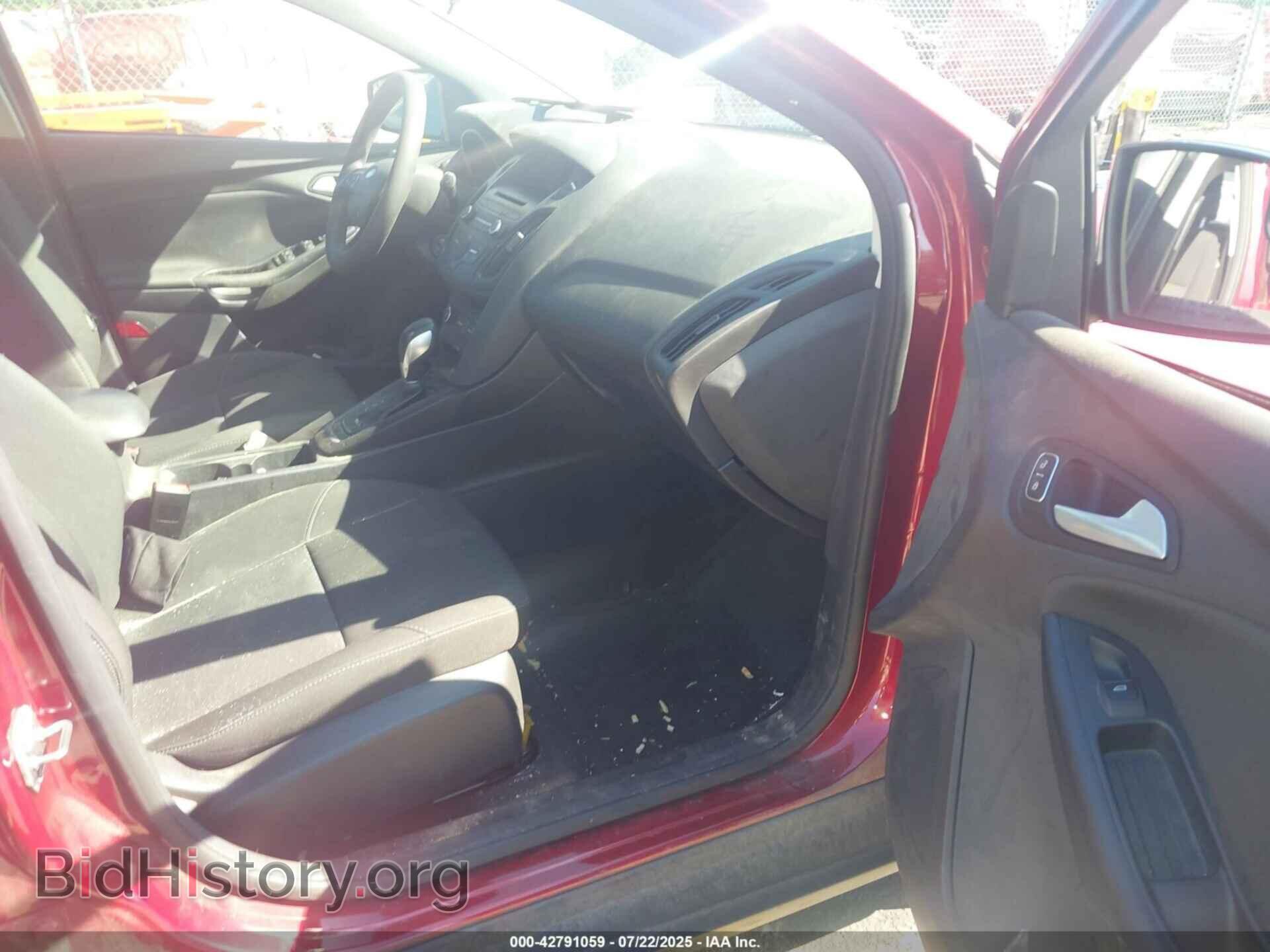 2017 FORD FOCUS - VIN: 1FADP3F23HL282514 - Photo 5