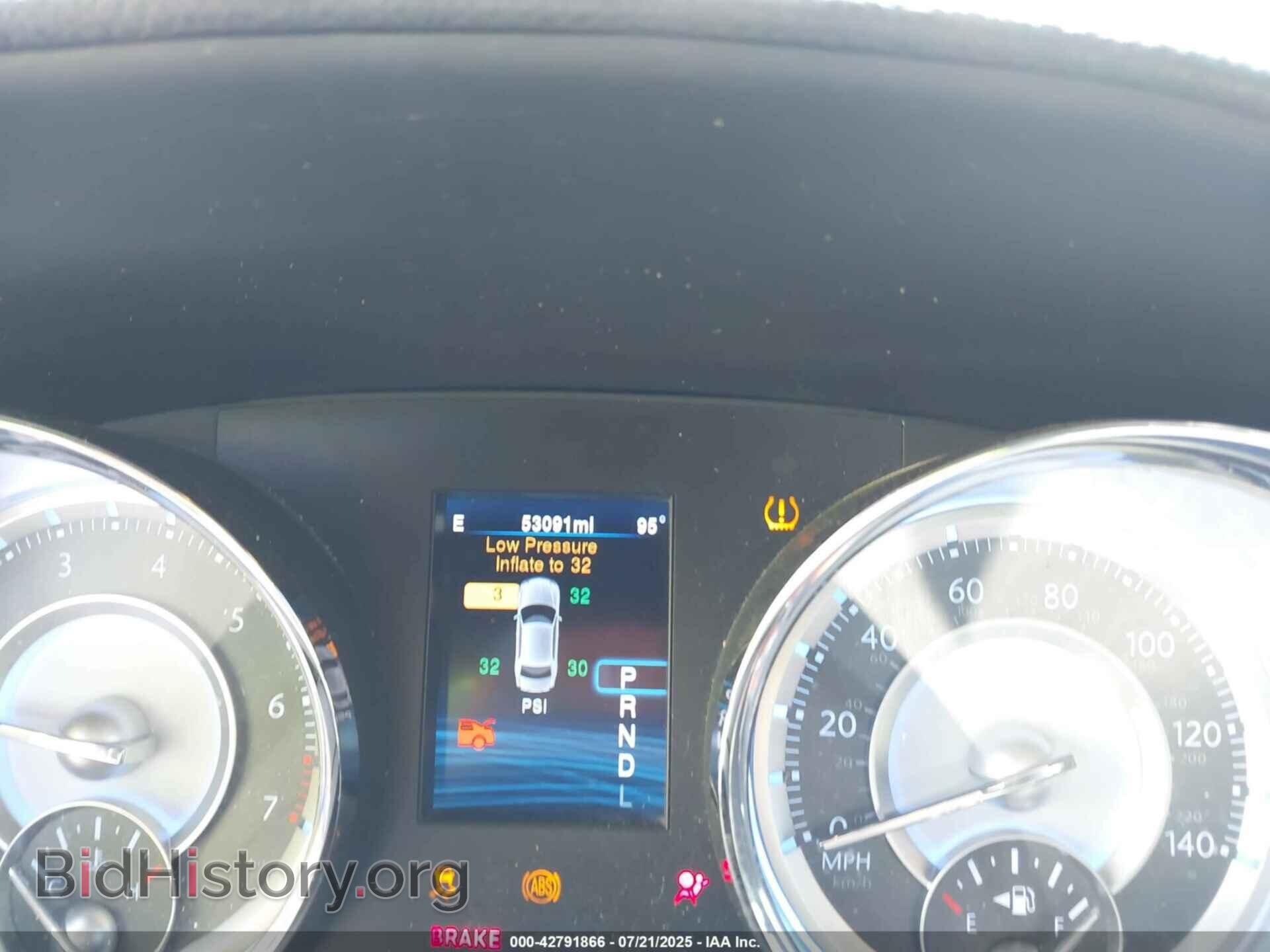 2014 CHRYSLER 300 - VIN: 2C3CCAAG6EH142009 - Фото 7