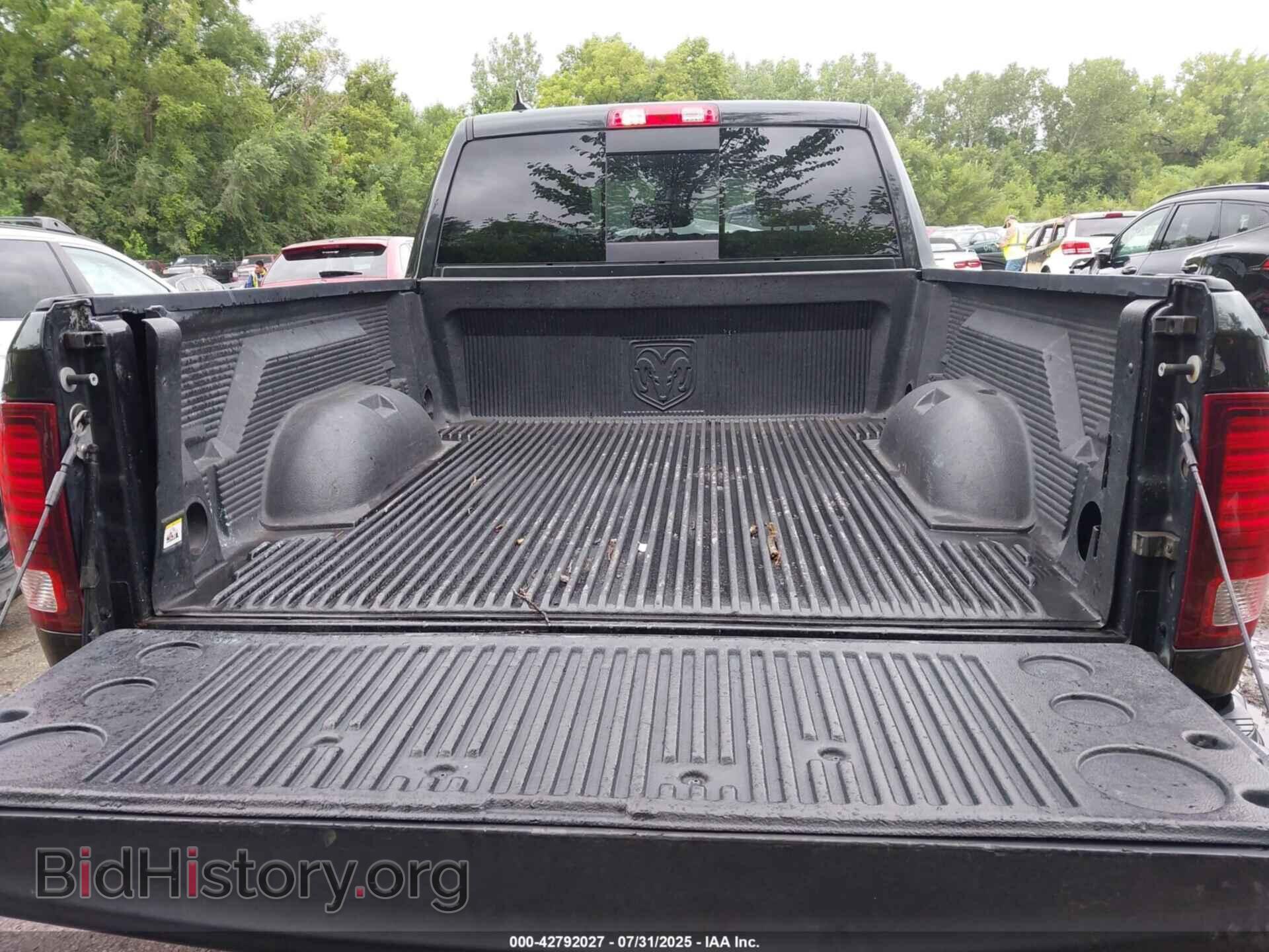2018 RAM 1500 - VIN: 1C6RR7UT6JS189292 - Фото 18