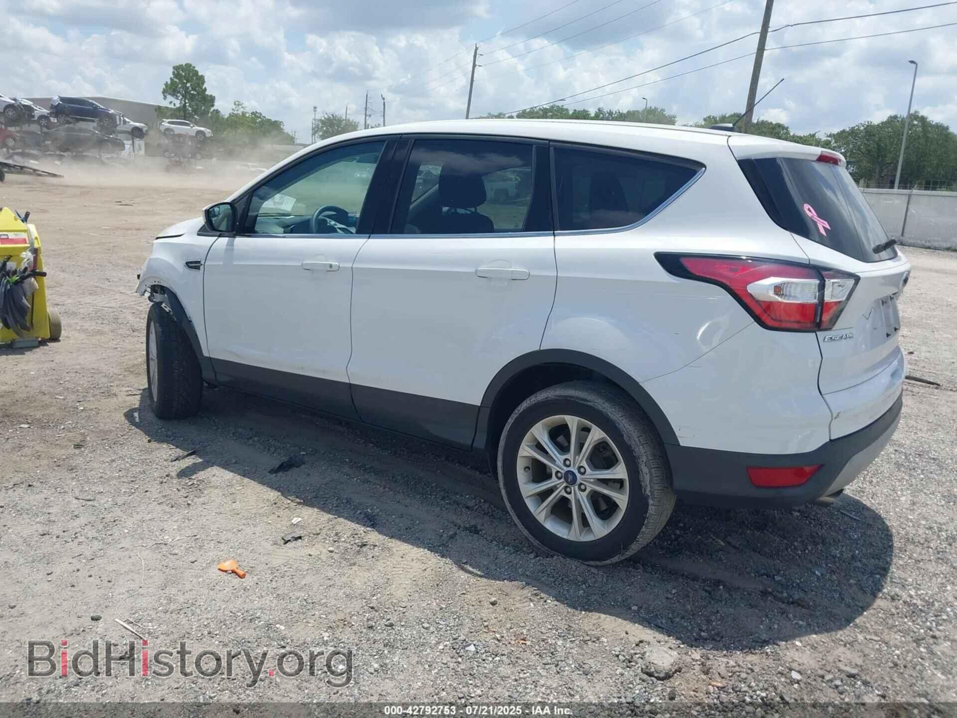 2017 FORD ESCAPE - VIN: 1FMCU0GD8HUE86308 - Фото 3