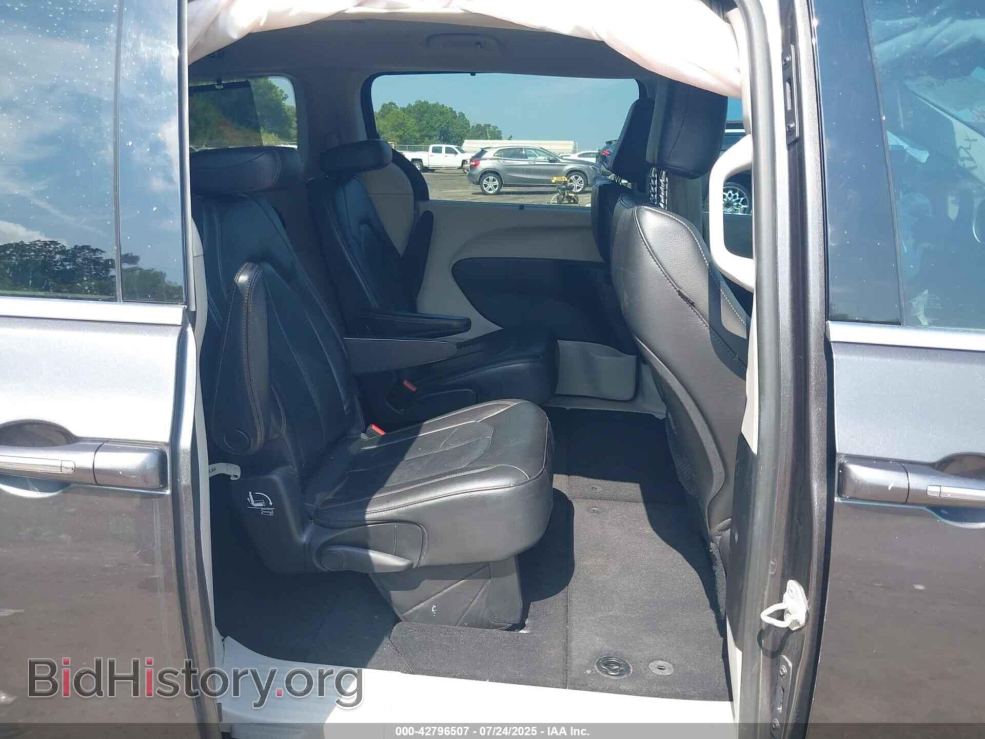 2020 CHRYSLER PACIFICA - VIN: 2C4RC1BG0LR279300 - Photo 8