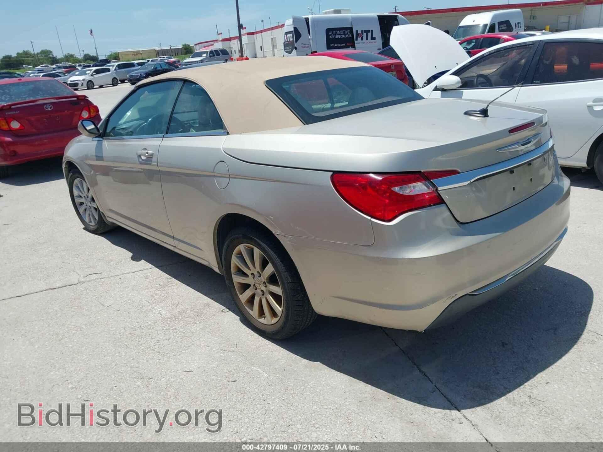 2013 CHRYSLER 200 - VIN: 1C3BCBEB7DN559676 - Фото 3
