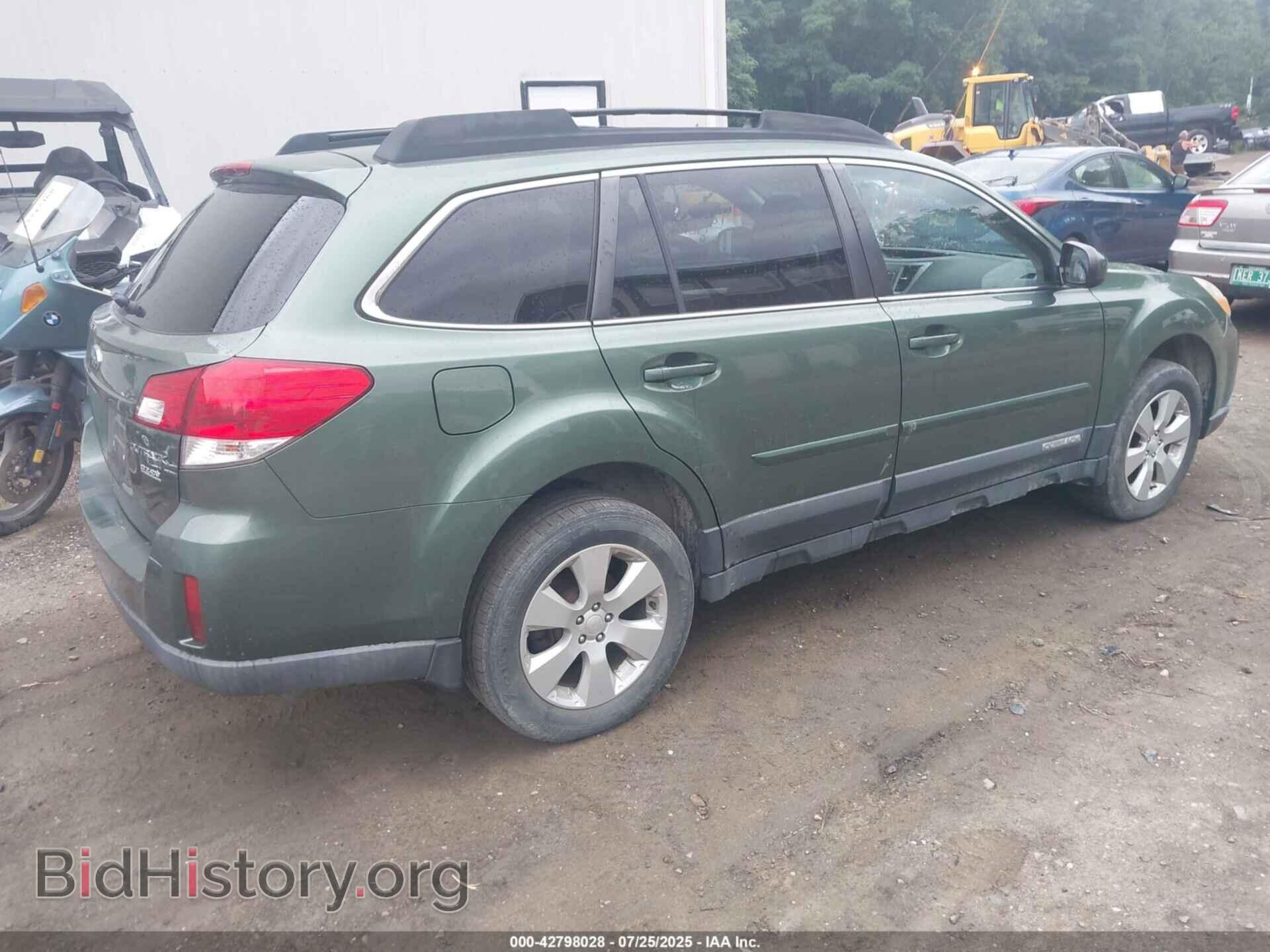 2011 SUBARU OUTBACK - VIN: 4S4BRBCC6B3420049 - Фото 4