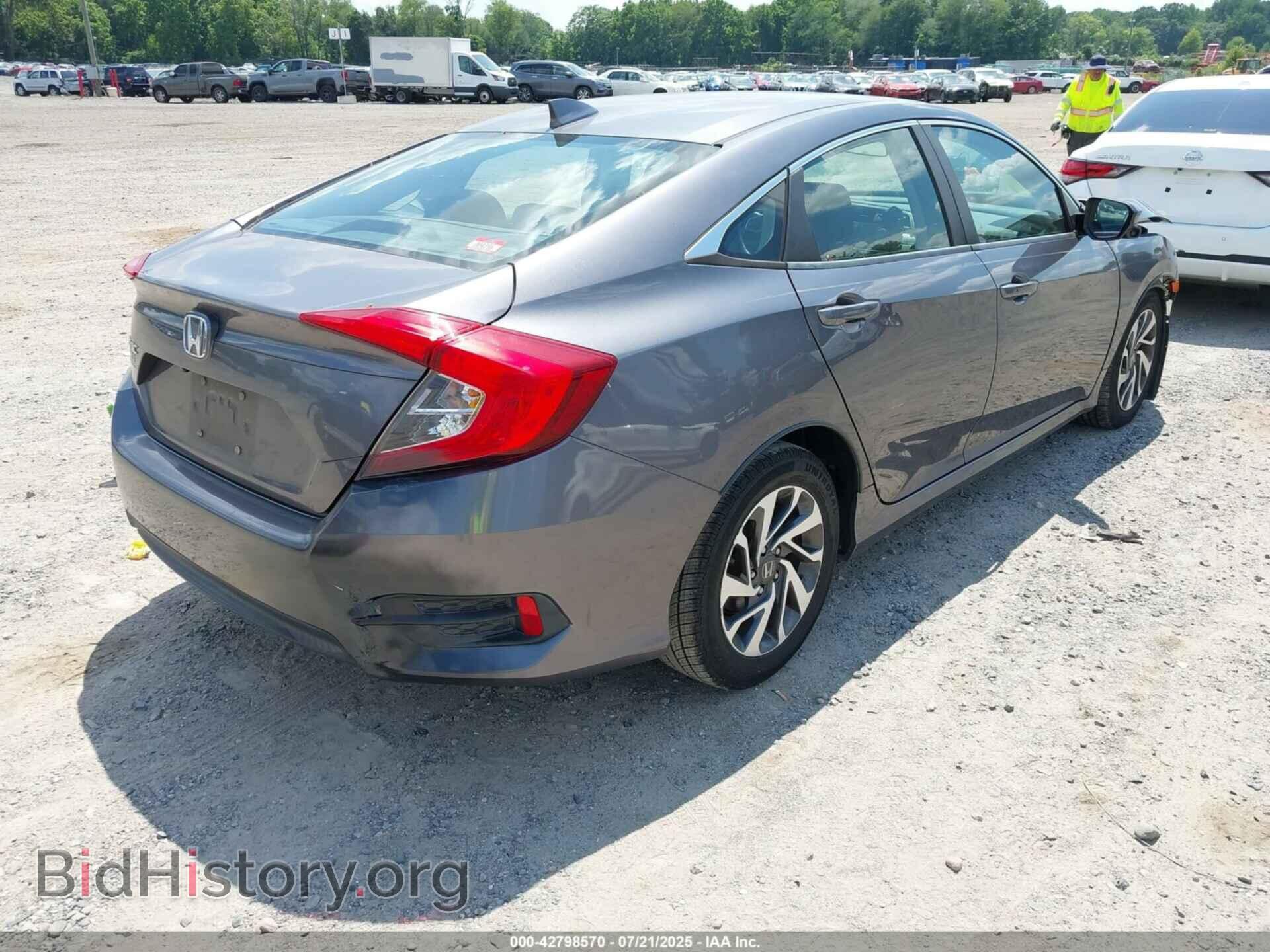 2017 HONDA CIVIC - VIN: 19XFC2F70HE027624 - Фото 4