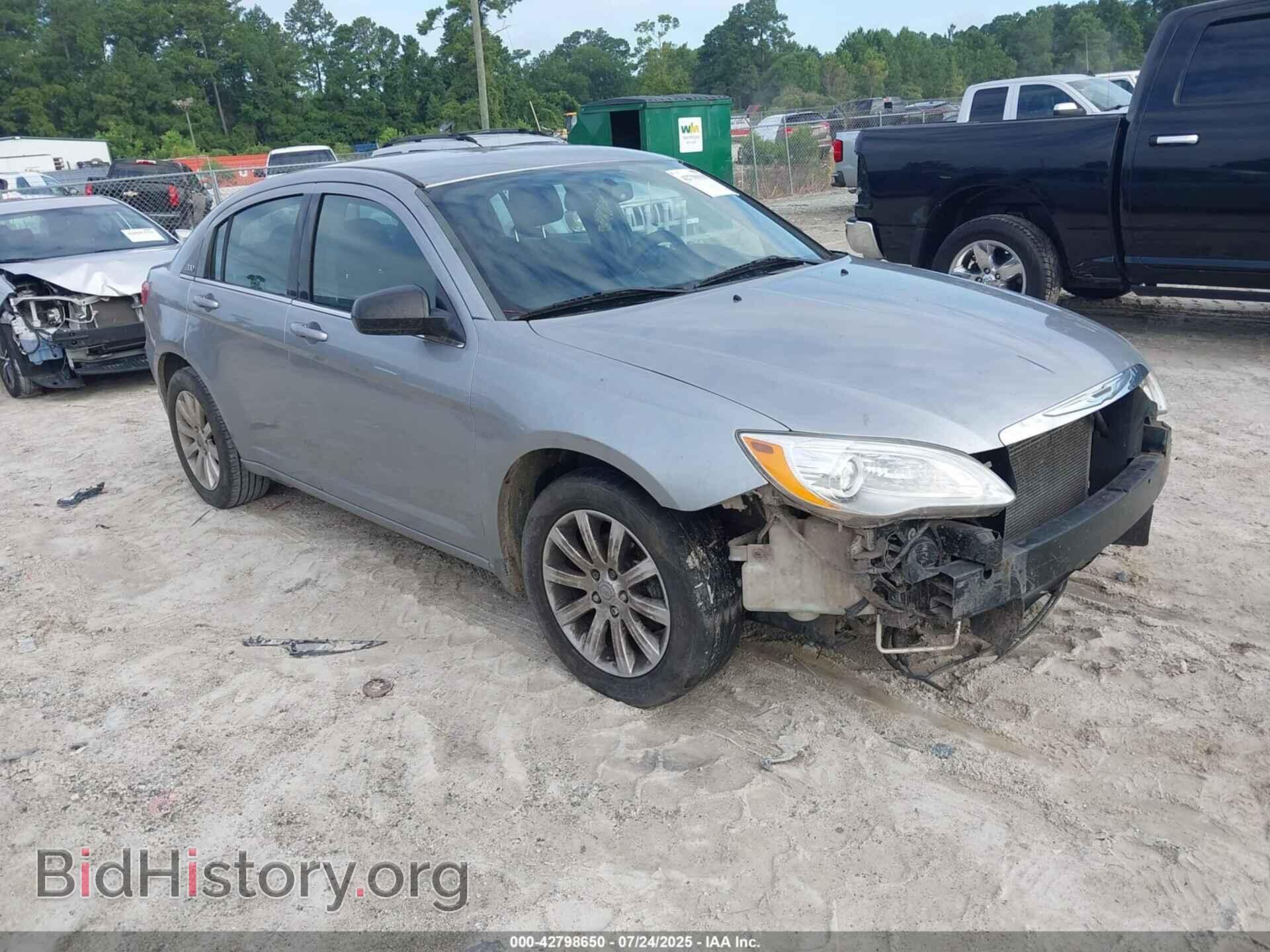 Photo 1C3CCBBB2DN631697 - CHRYSLER 200 2013