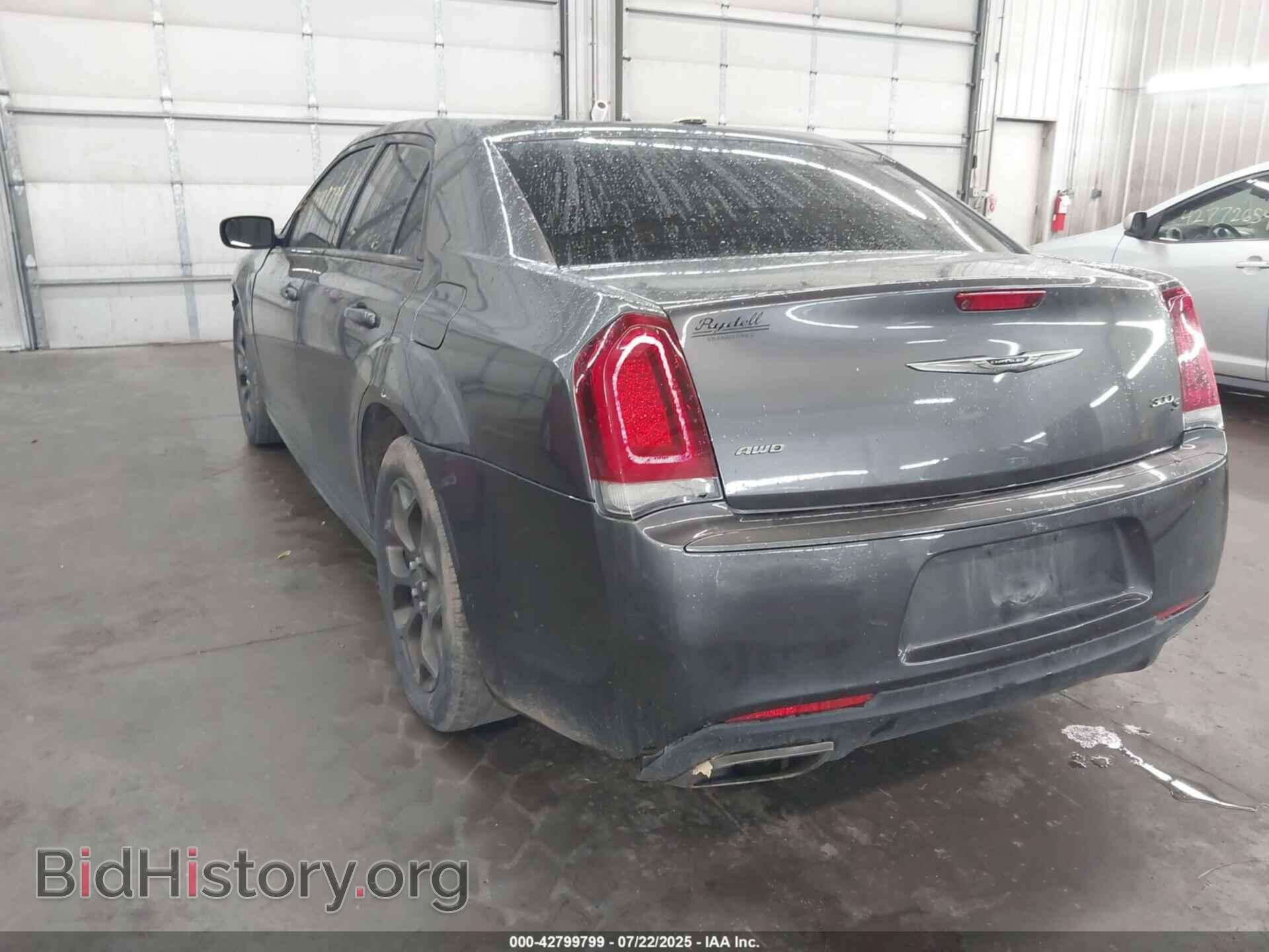 2016 CHRYSLER 300 - VIN: 2C3CCAGG5GH334807 - Фото 3