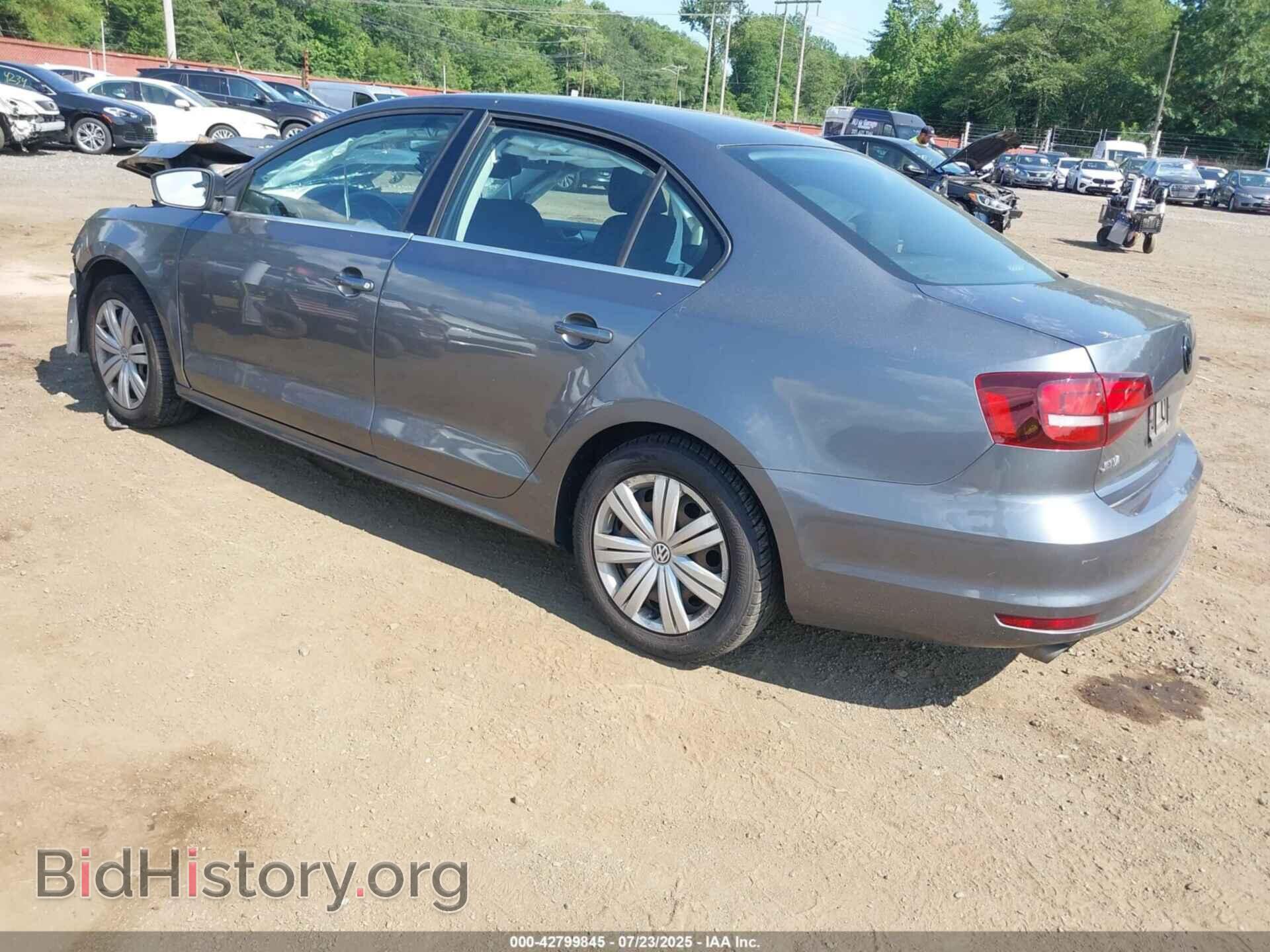 2017 VOLKSWAGEN JETTA - VIN: 3VW2B7AJ2HM398580 - Фото 3