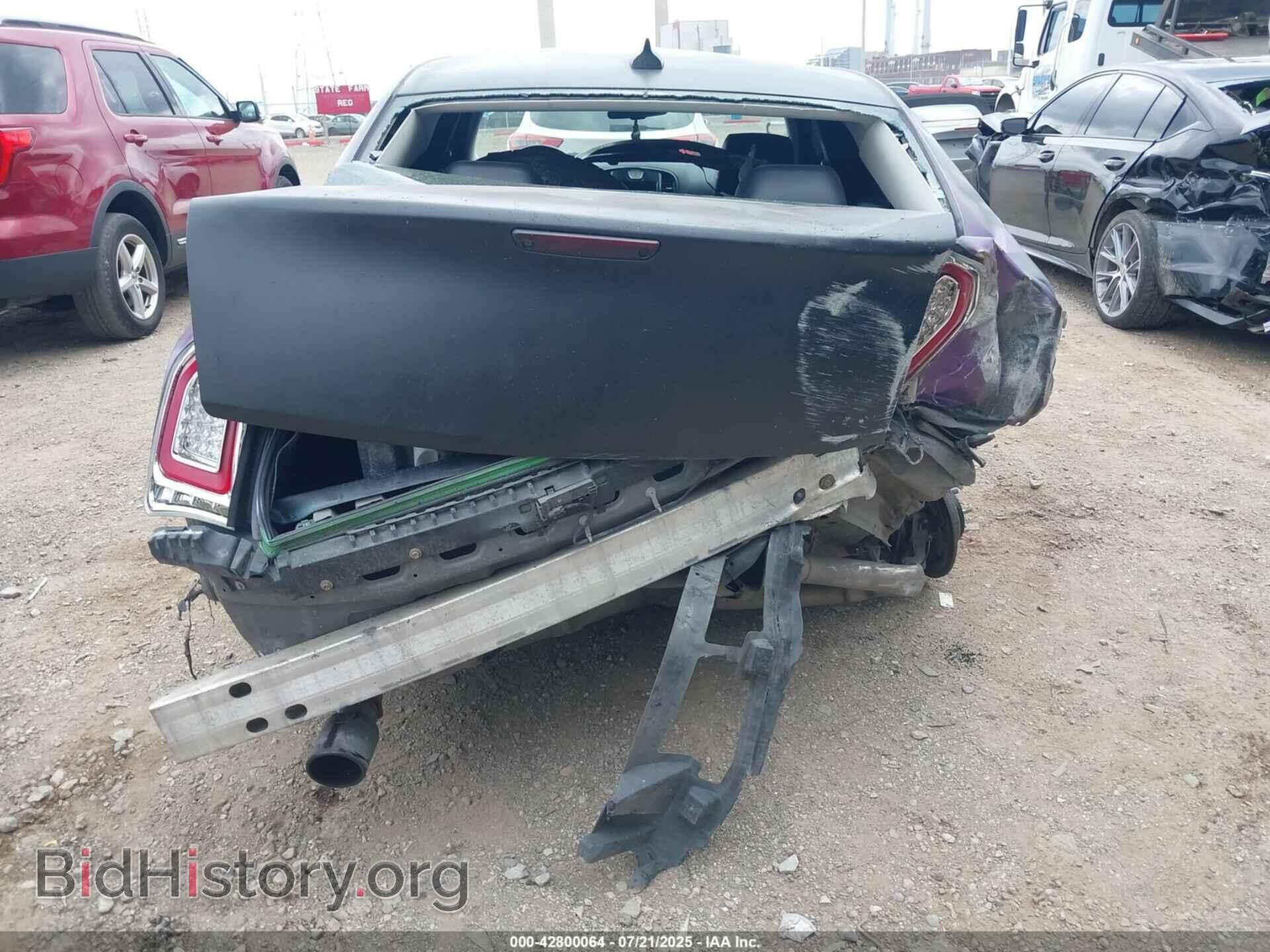 2018 CHRYSLER 300 - VIN: 2C3CCAEGXJH159481 - Фото 17