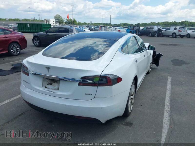 2016 Tesla MODEL S (VIN 5YJSA1E22GF149396) — фото 4 из 16
