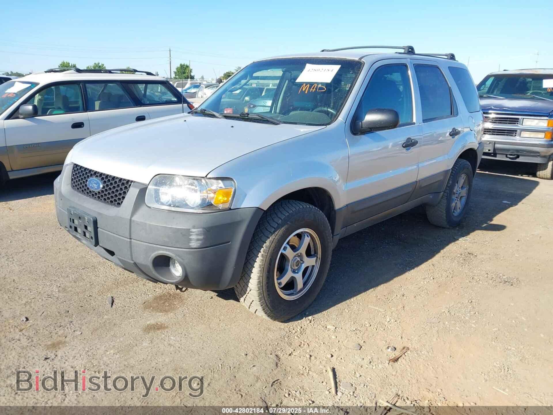 2005 FORD ESCAPE - VIN: 1FMYU93155DA01320 - Фото 2