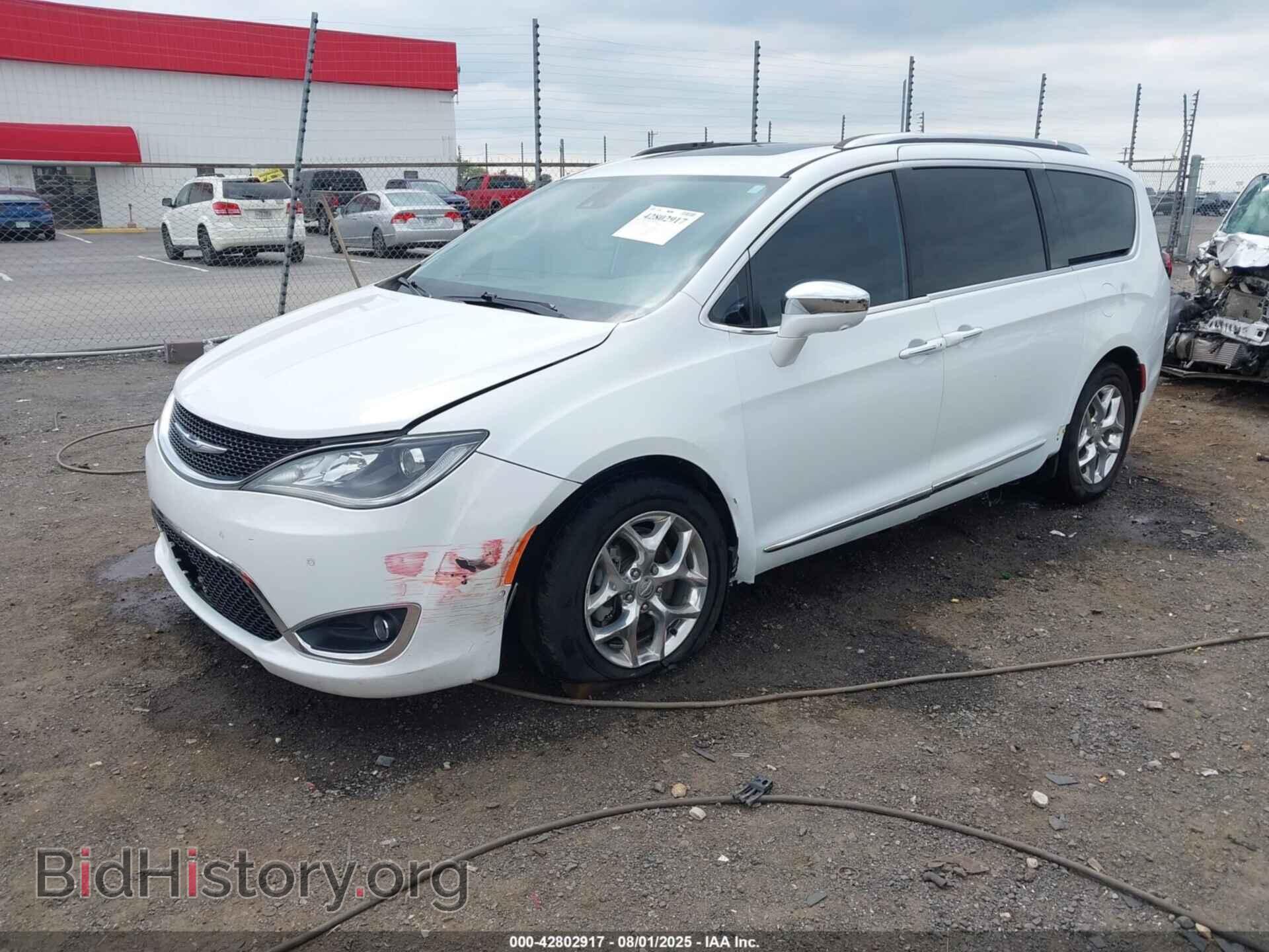 2017 CHRYSLER PACIFICA - VIN: 2C4RC1GG7HR804563 - Photo 2