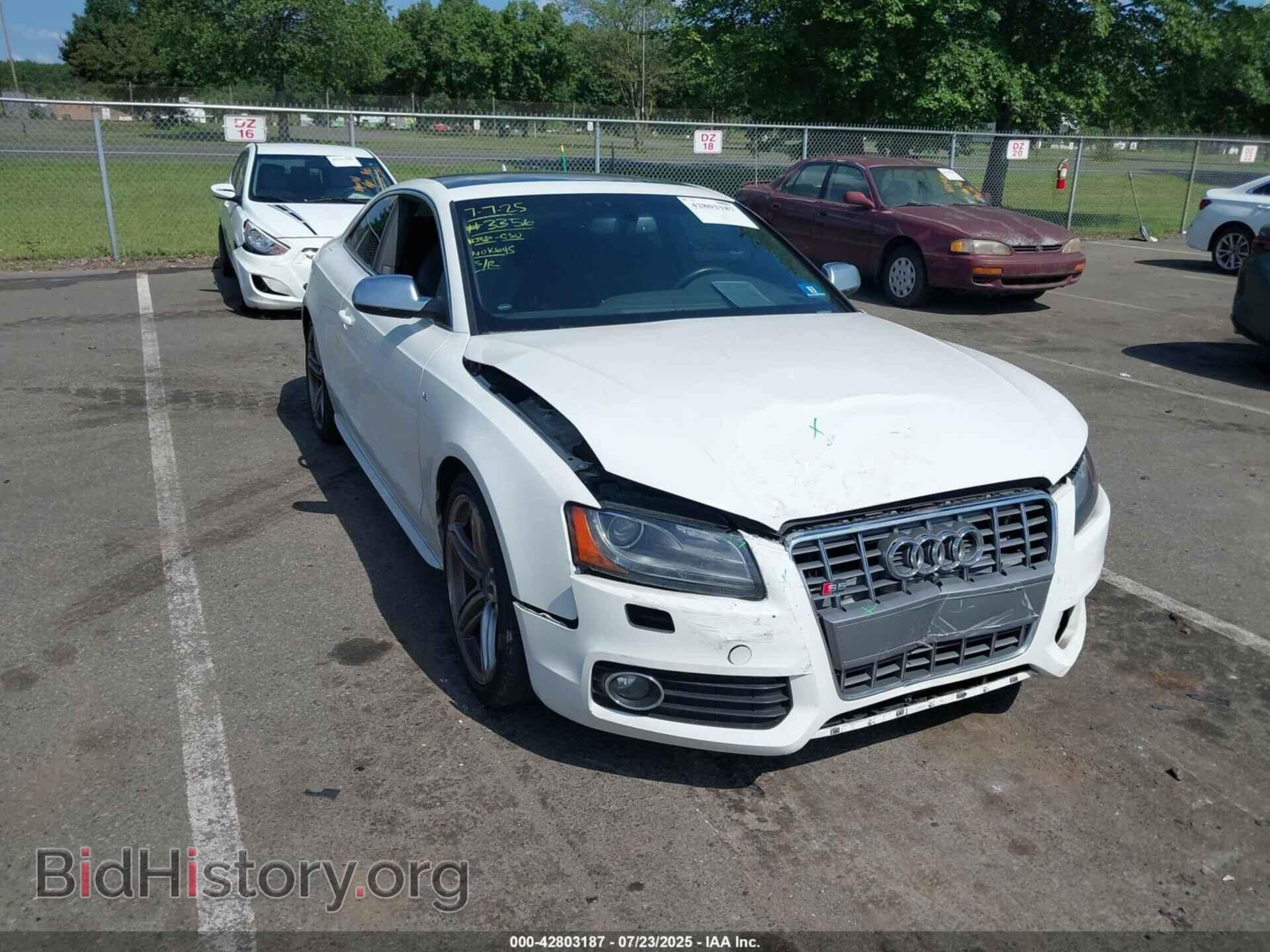 Фотография WAUCVAFR2BA003356 - AUDI S5 2011