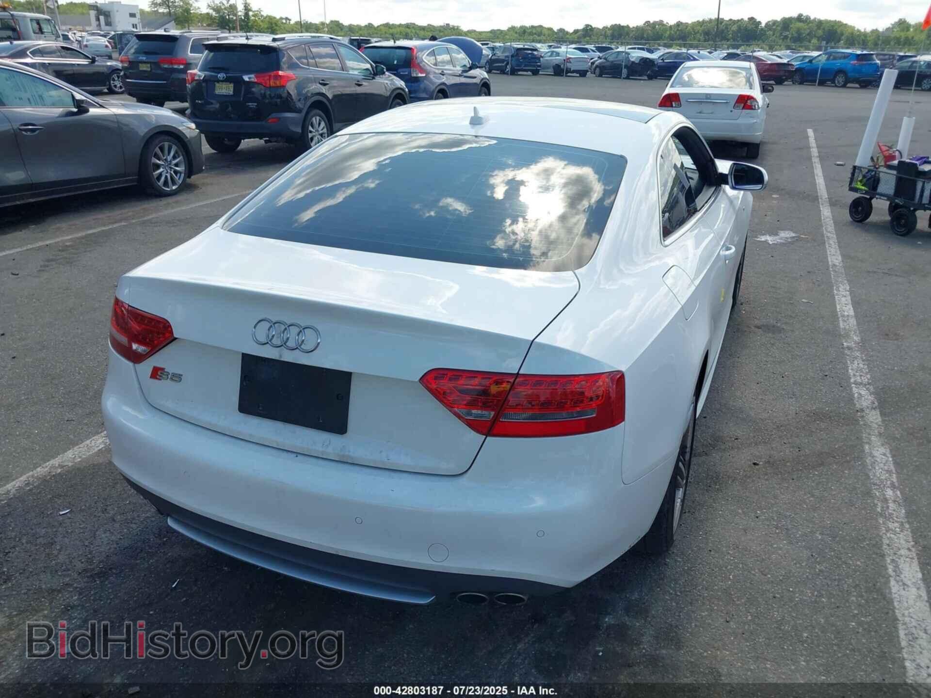 2011 AUDI S5 - VIN: WAUCVAFR2BA003356 - Photo 4