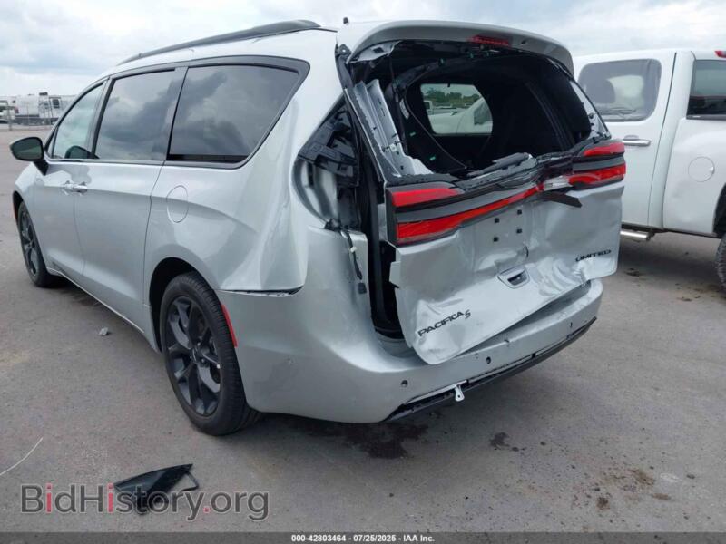 2024 Chrysler PACIFICA (VIN 2C4RC1GG6RR177372) — photo 6 of 17