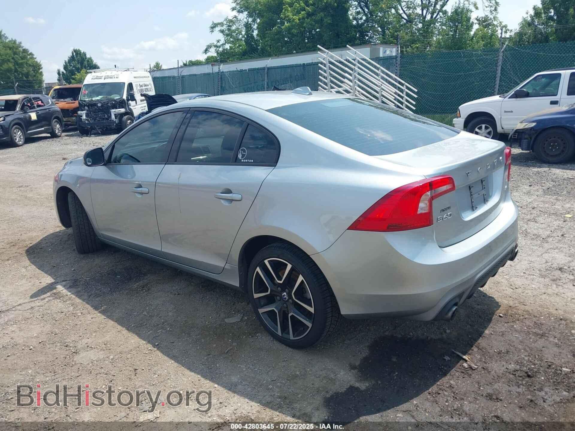 2017 VOLVO S60 - VIN: YV140MTL8H2438953 - Фото 3
