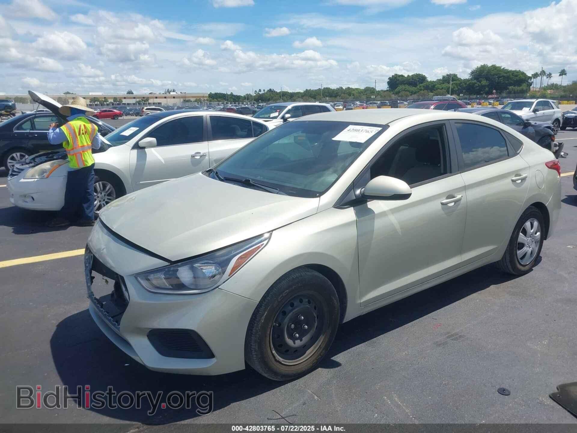 2019 HYUNDAI ACCENT - VIN: 3KPC24A32KE041120 - Фото 2